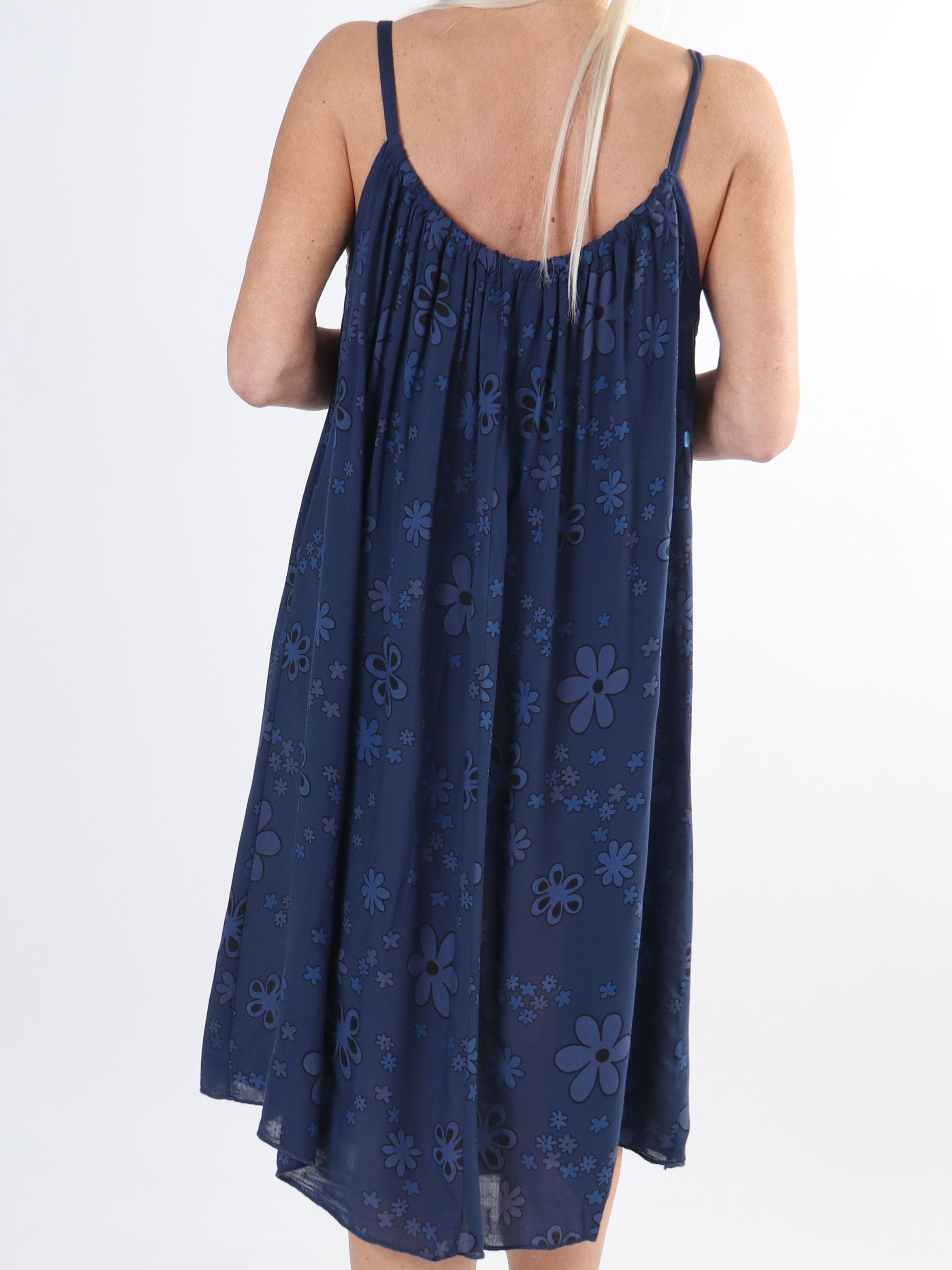 Sunshines Flower - Let plus size kjole i viskose med blomsterprint