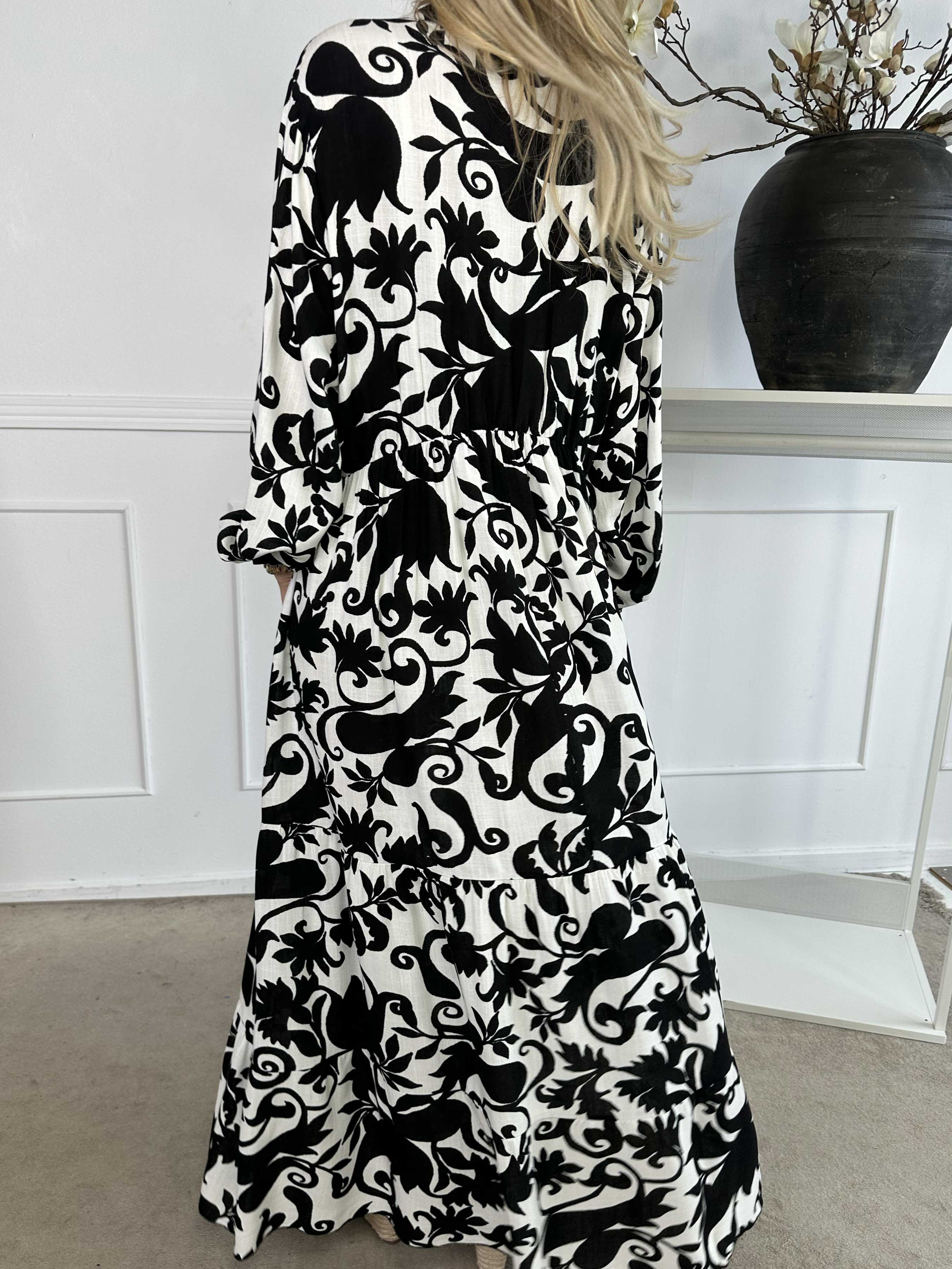 Tasha - Sommerkjole i viskose med blomsterprint