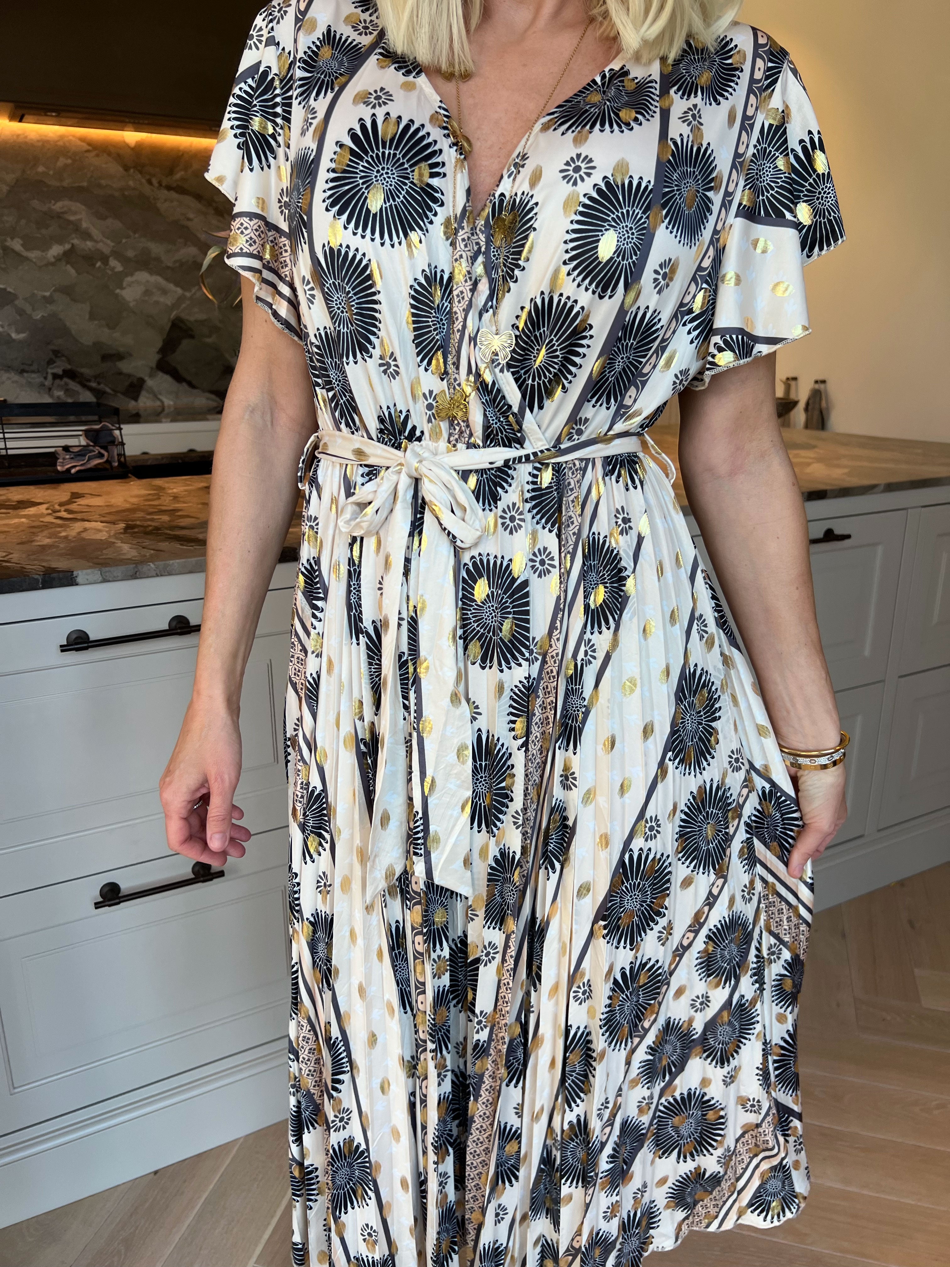 Toledo Sunburst - Sød mønstret kjole i elastisk stof med plisseringer