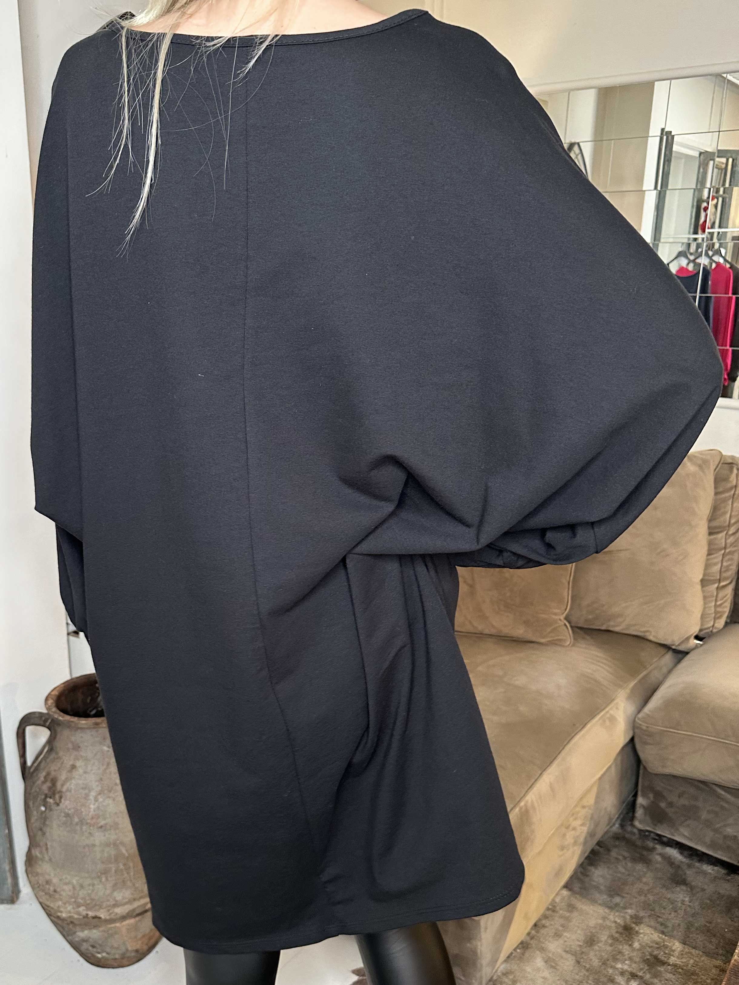 Torino - Oversized joggingkjole med stjerner af pailletter