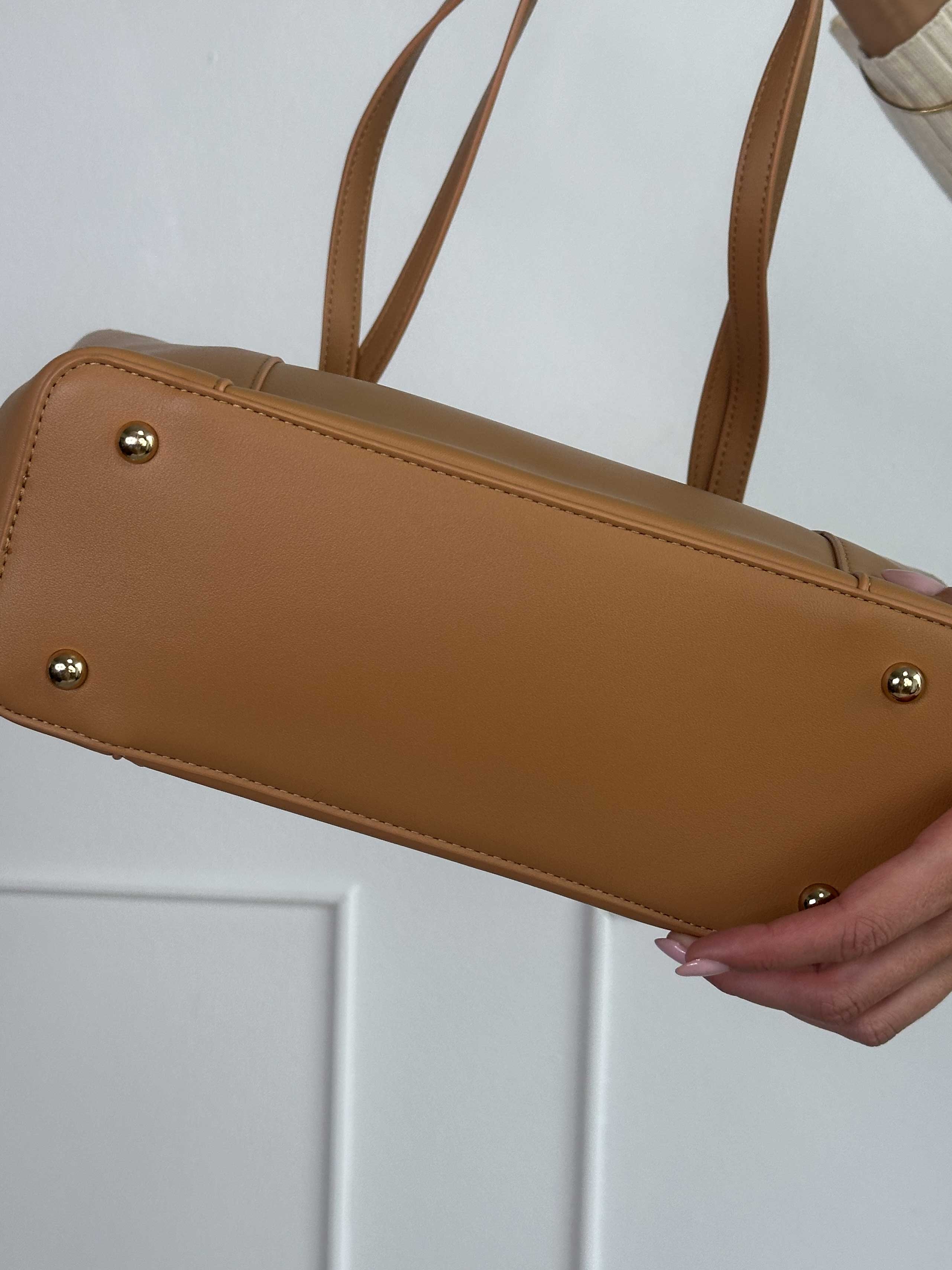 Tusnia - Shopper bag med lynlås lukning