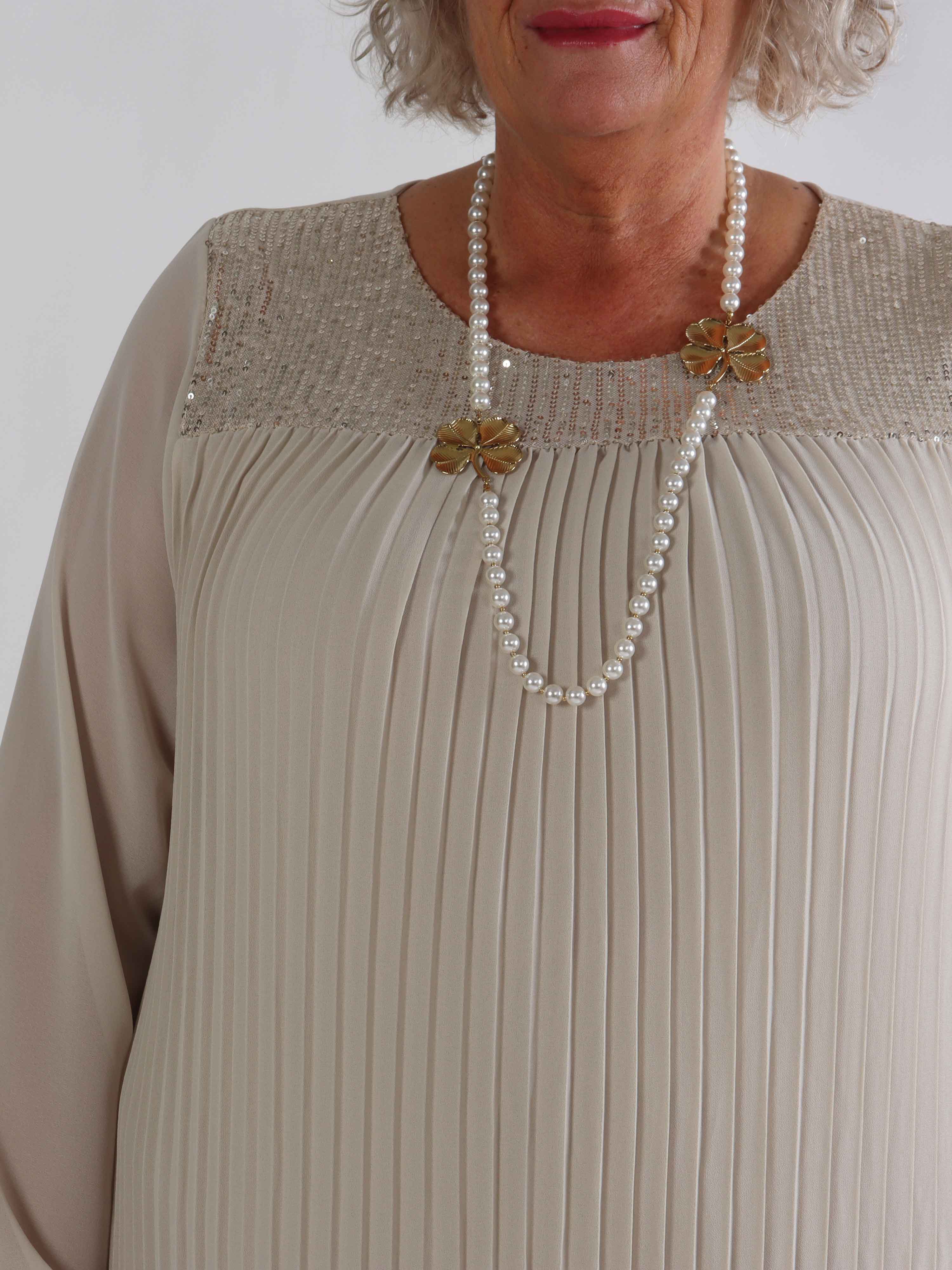 Ulrica - Sød plisseret plus size tunikakjole med pailletter