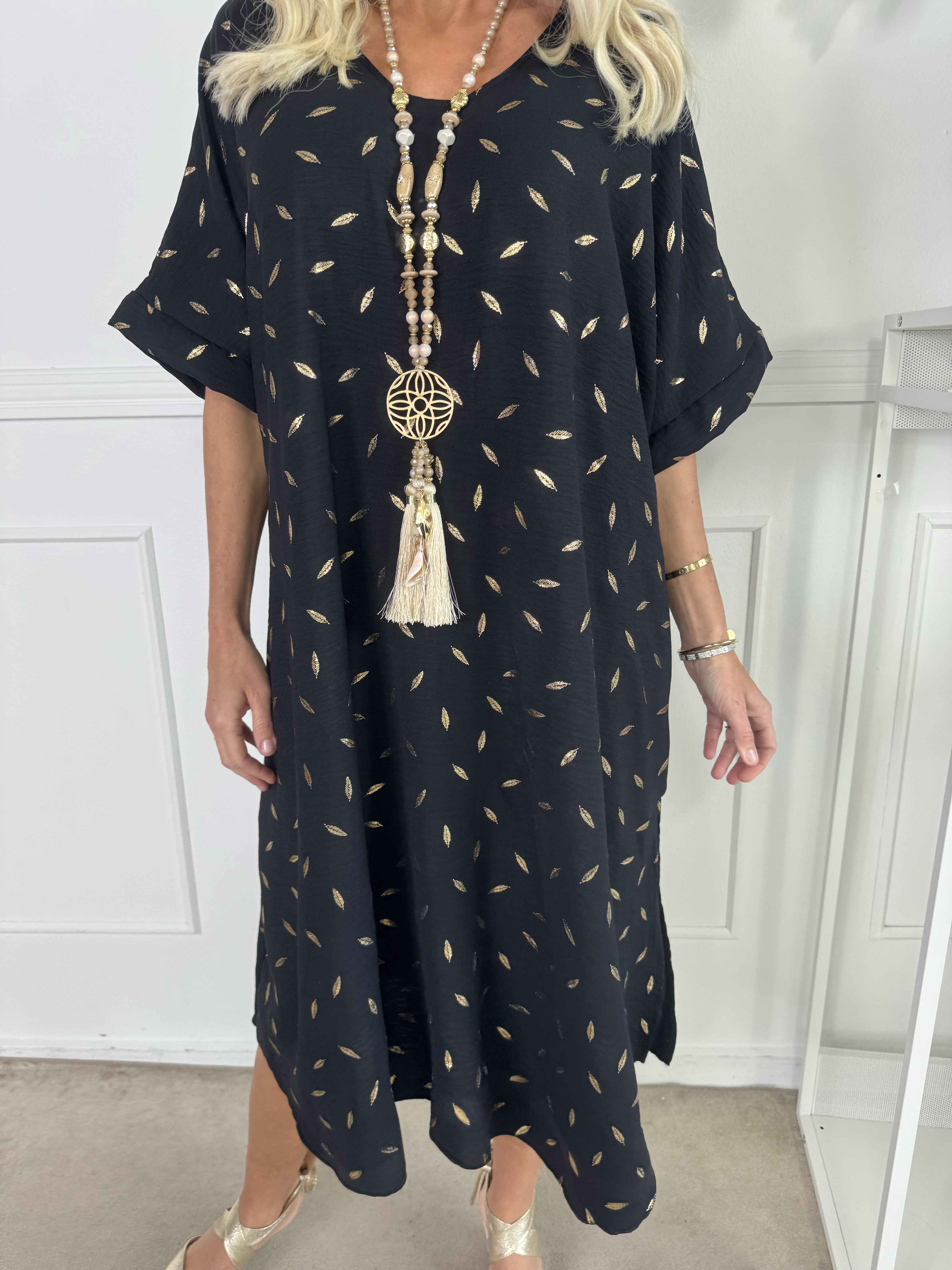 Valentina - Sød kjole detaljeret med fine guld blade