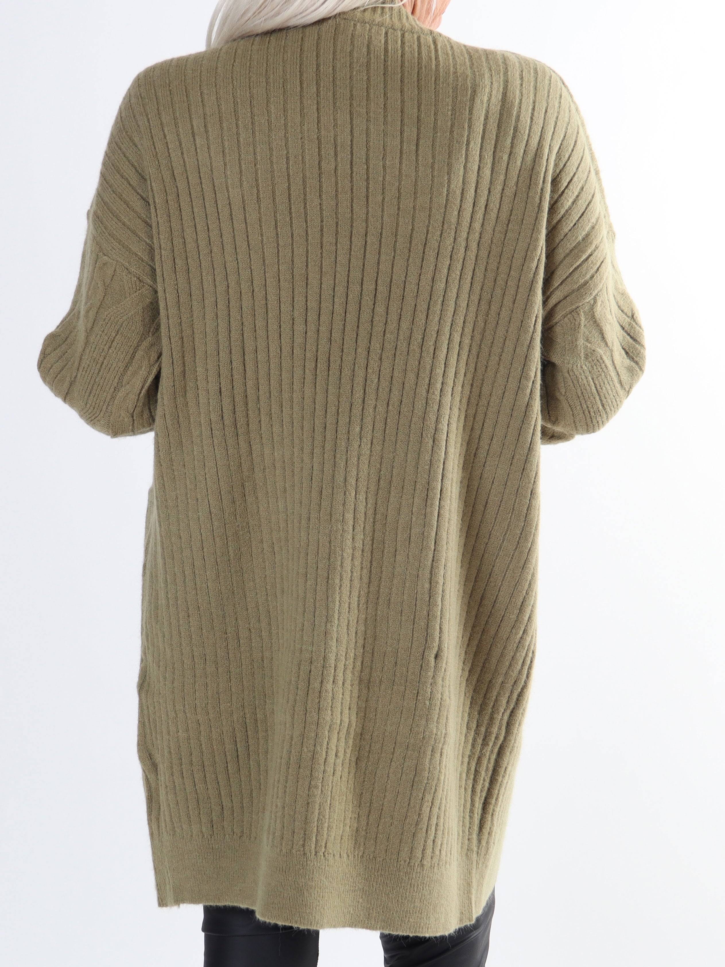 Valeria - Dejlig tyk plus size strikcardigan med lommer