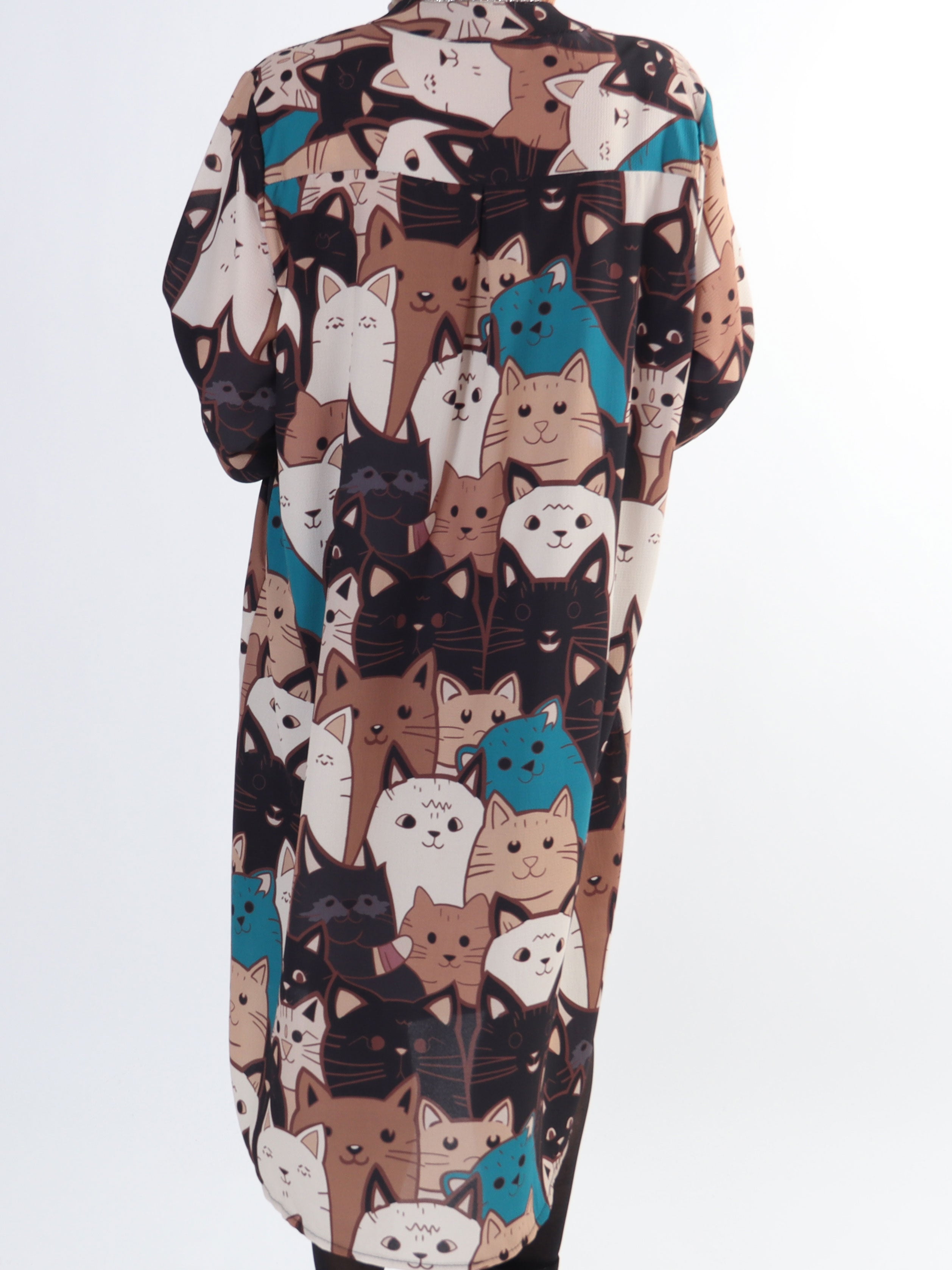 Vanesa Cat Long - Plus size let og luftig kjole med katteprint