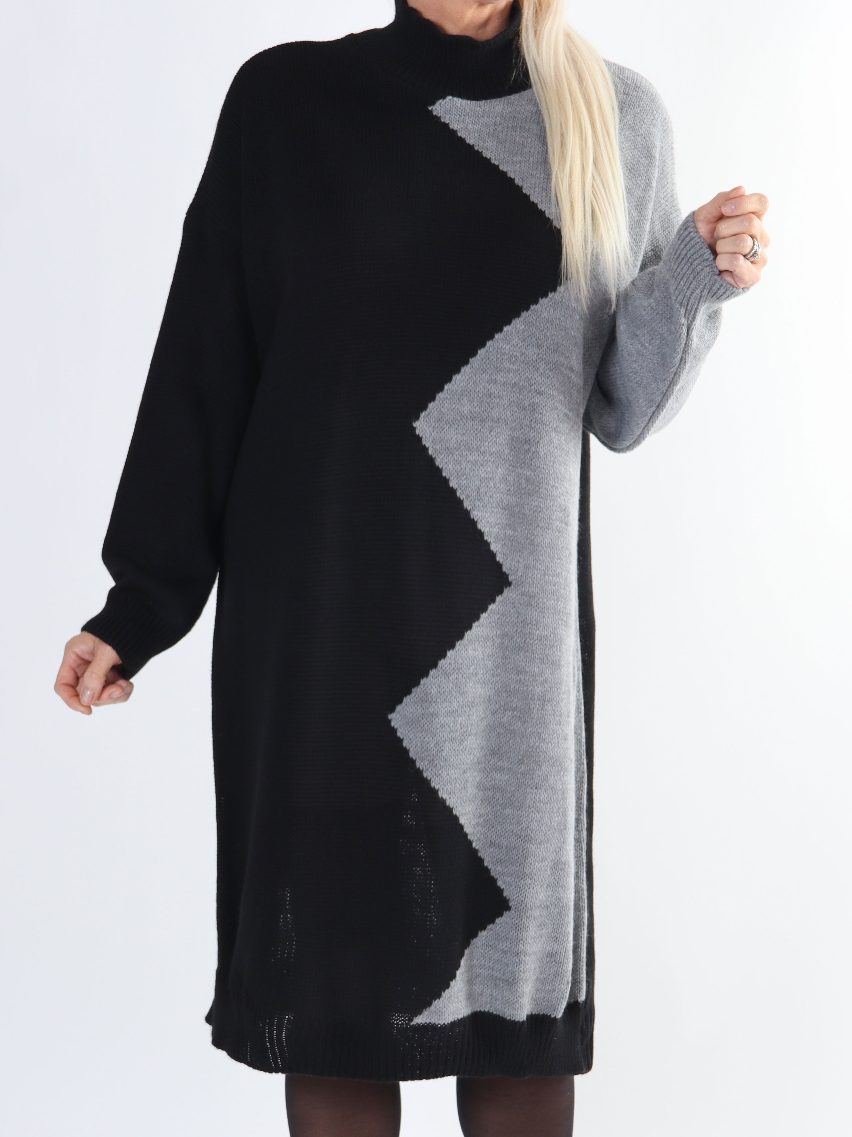 Venezia - Plus size højhalset tofarvet strikkjole