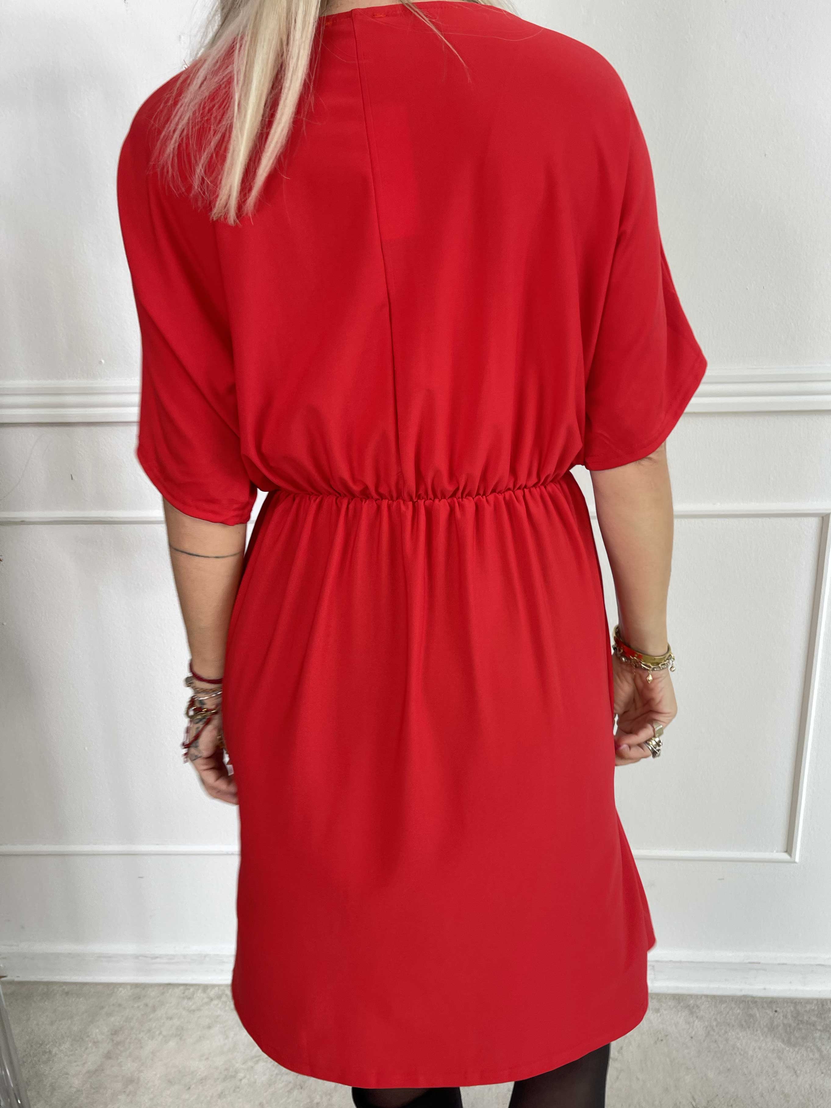 Venus Plain - Elastisk ensfarvet kjole med elastik i taljen