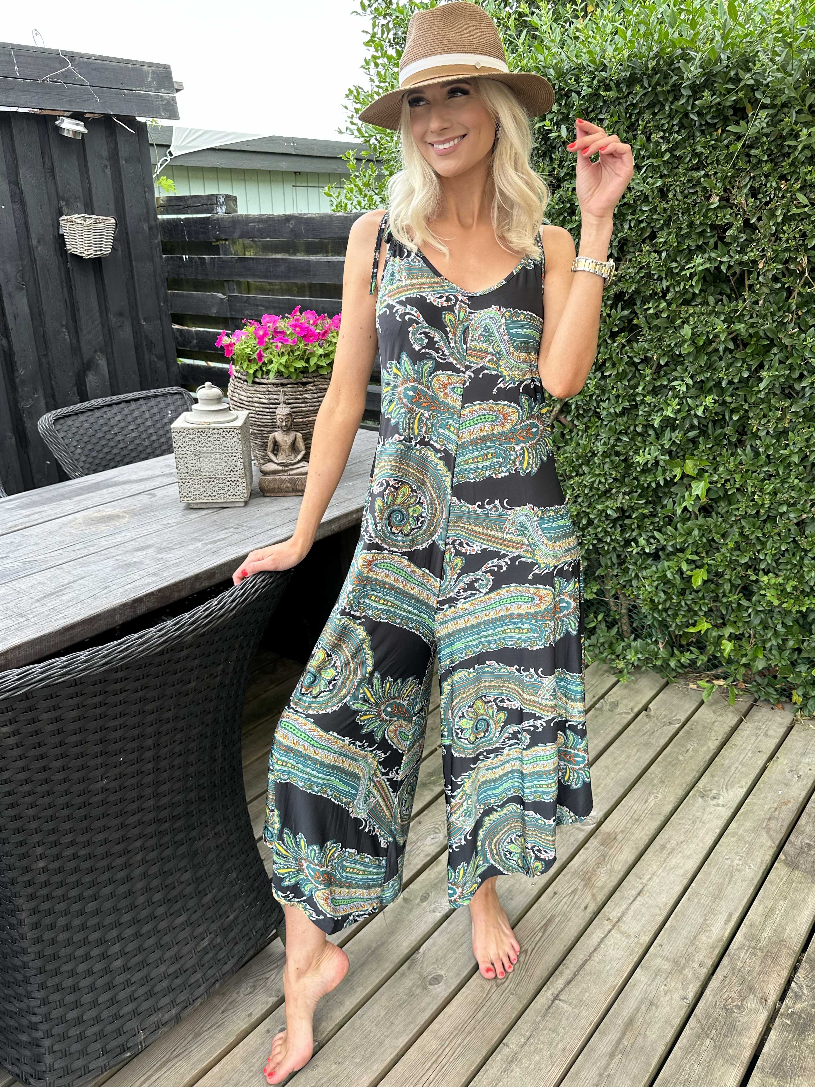 Verona - Elastisk mønstret buksedragt med tynde stropper