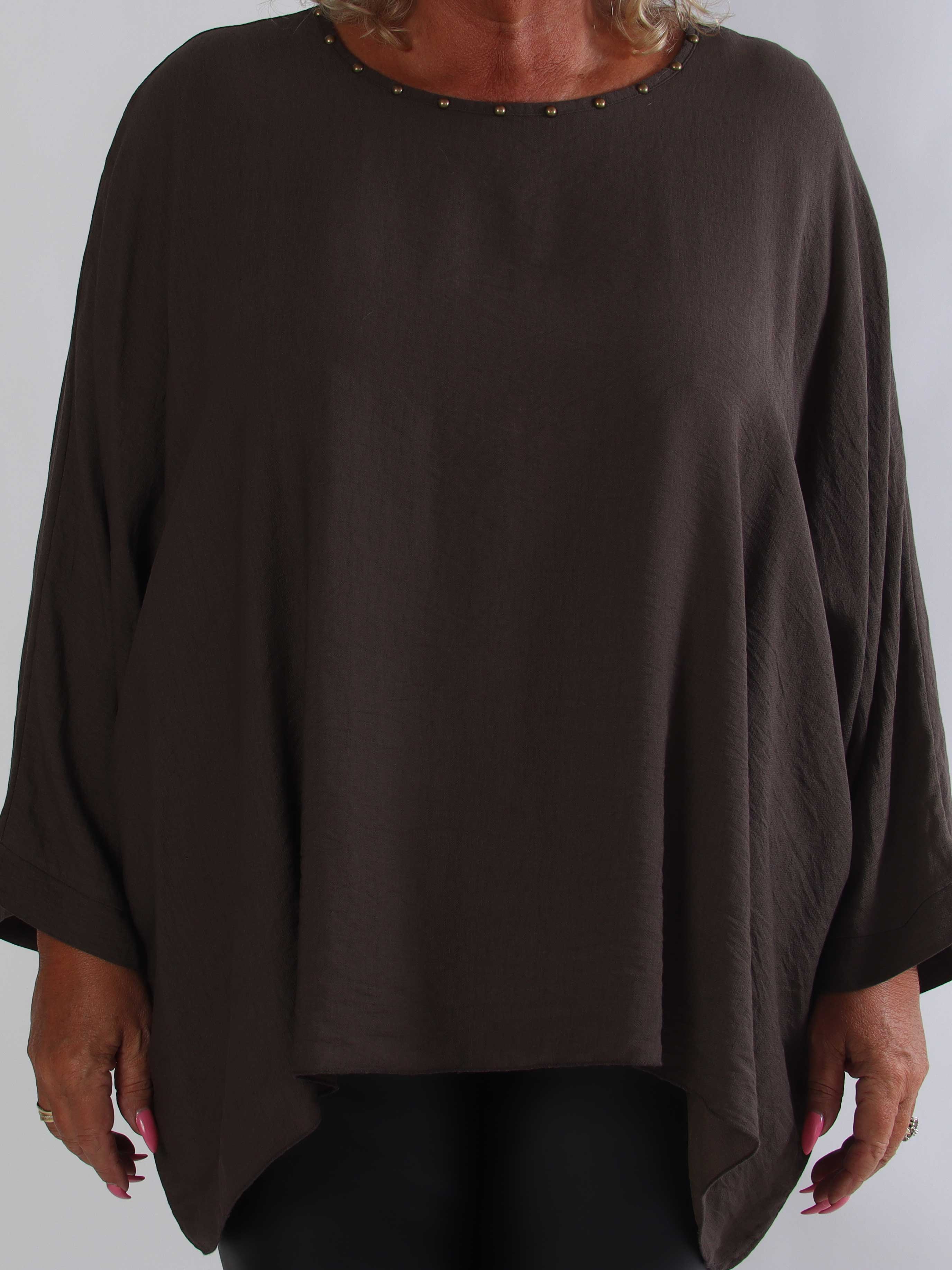 Vienna Shirt - Plus size tunikabluse i viskose med flagermusærmer og fine nittedetaljer