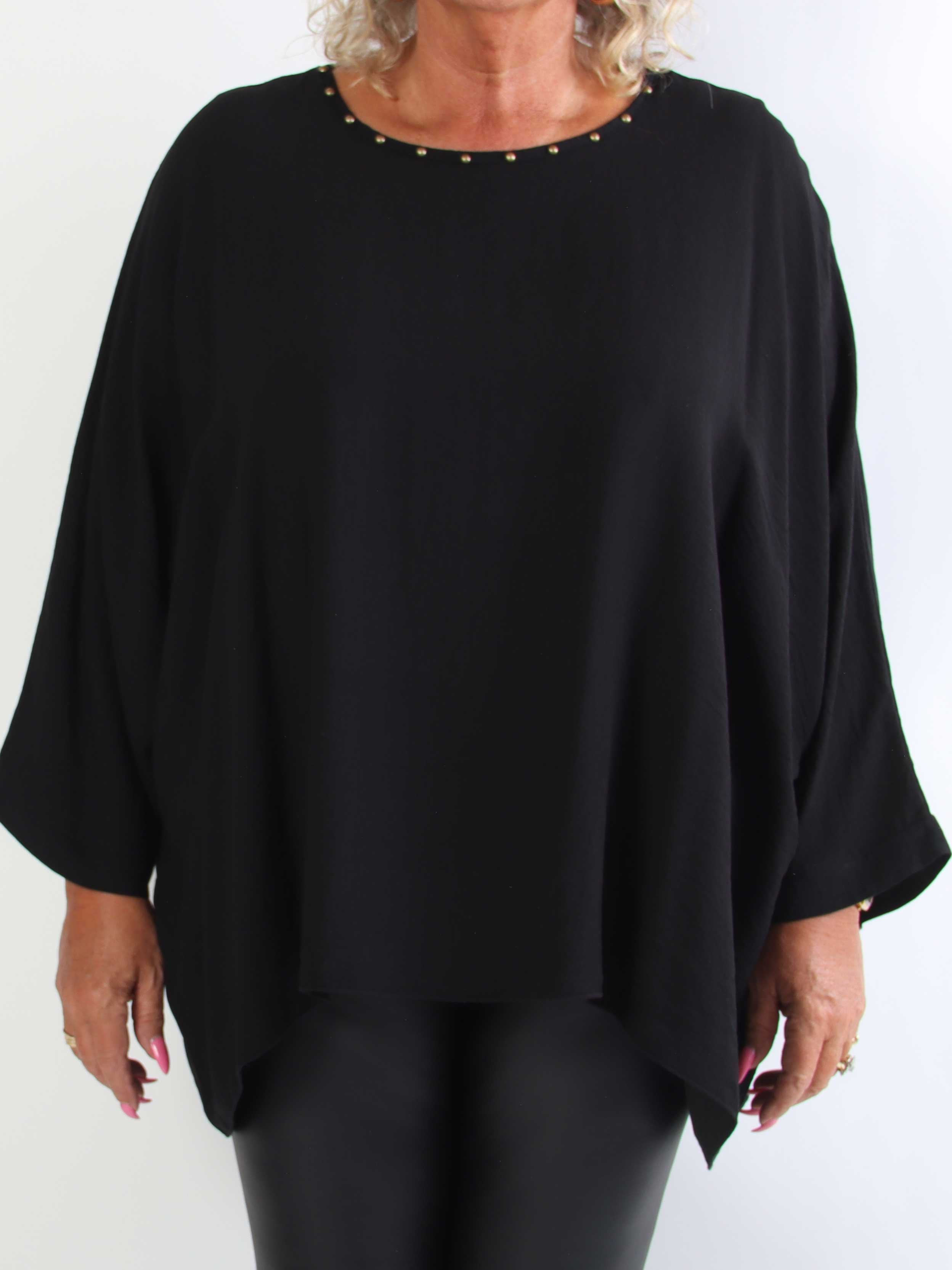 Vienna Shirt - Plus size tunikabluse i viskose med flagermusærmer og fine nittedetaljer