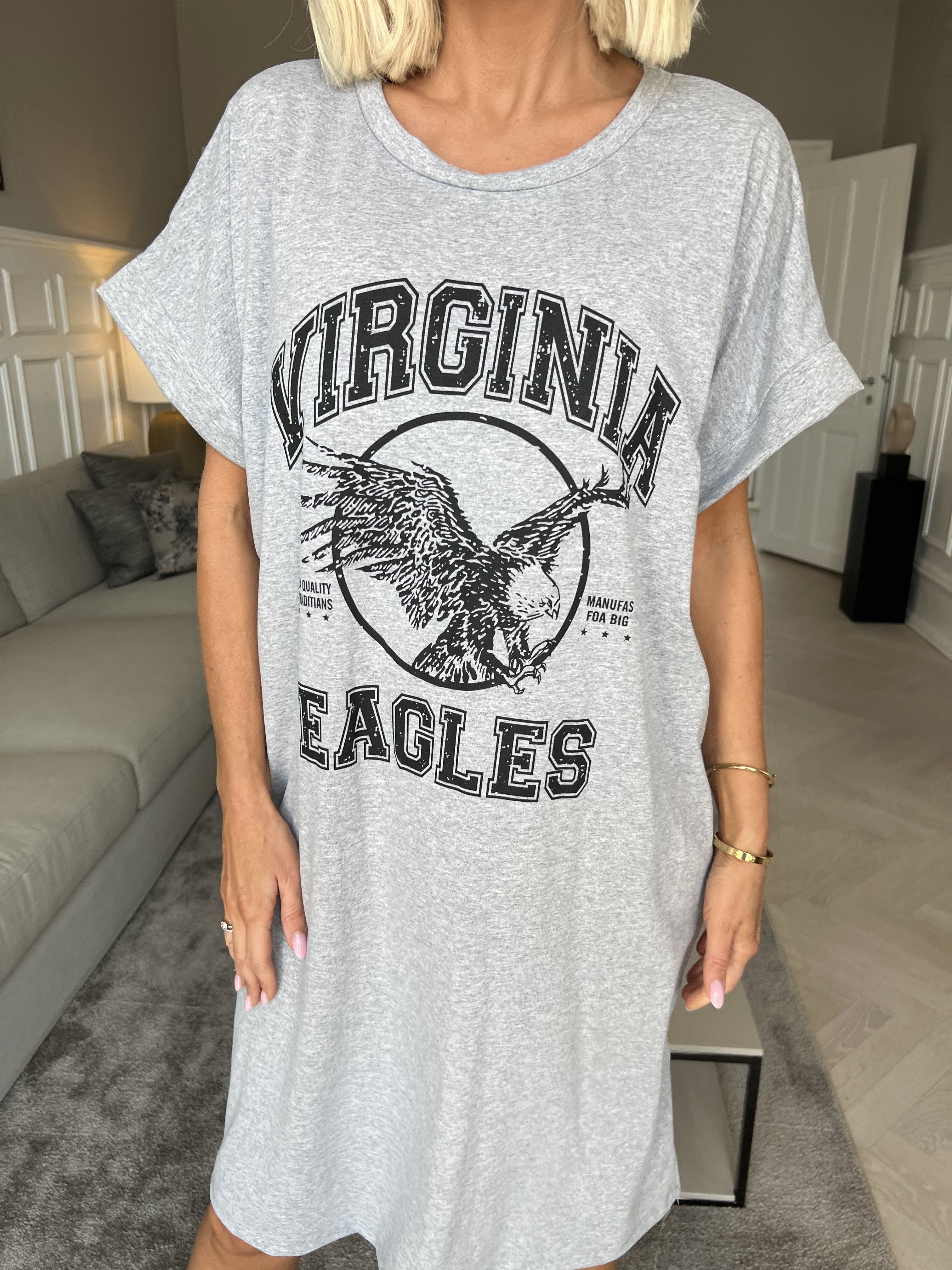 Virginia - Blød t-shirt kjole med motiv