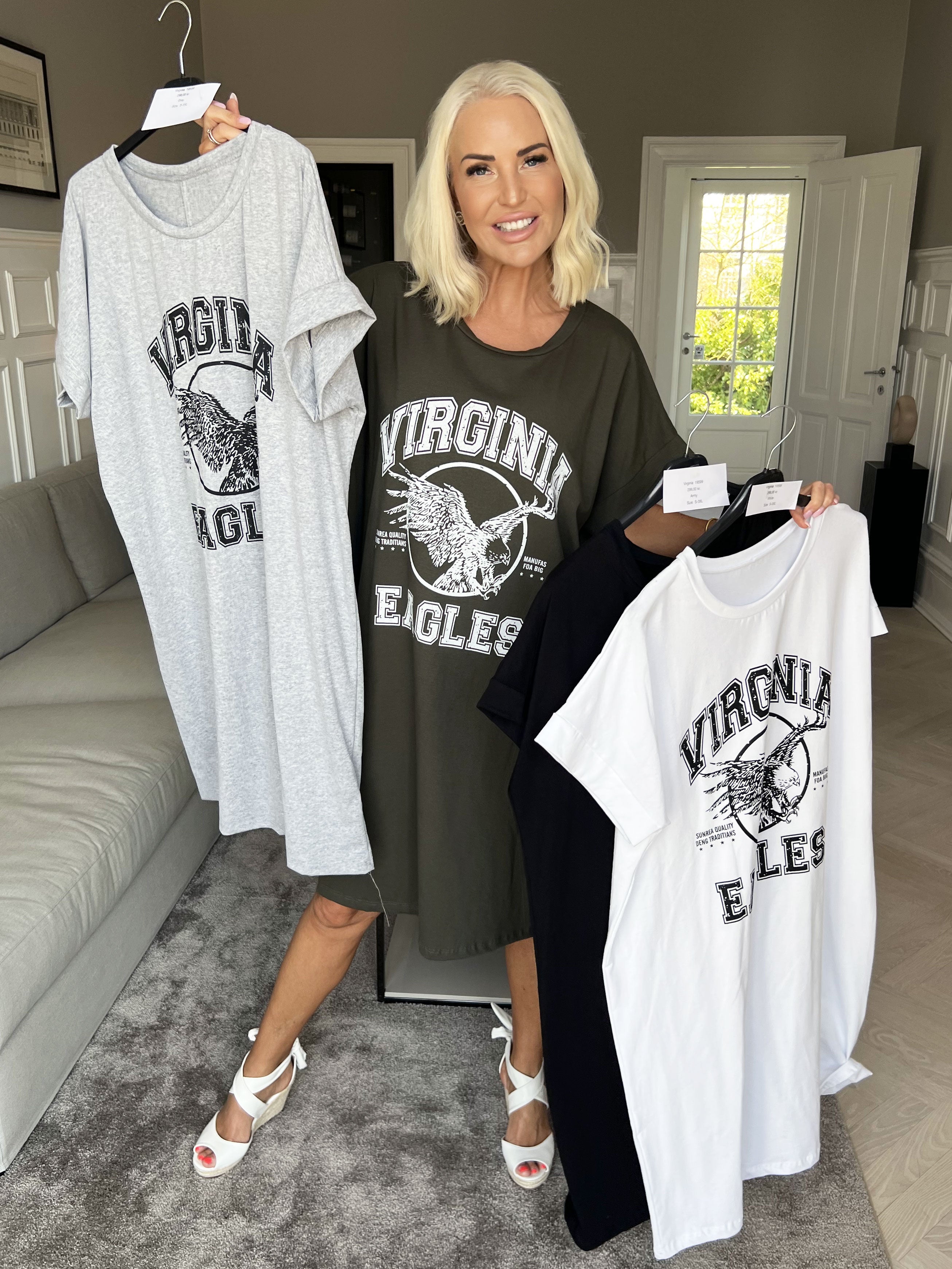 Virginia - Blød t-shirt kjole med motiv