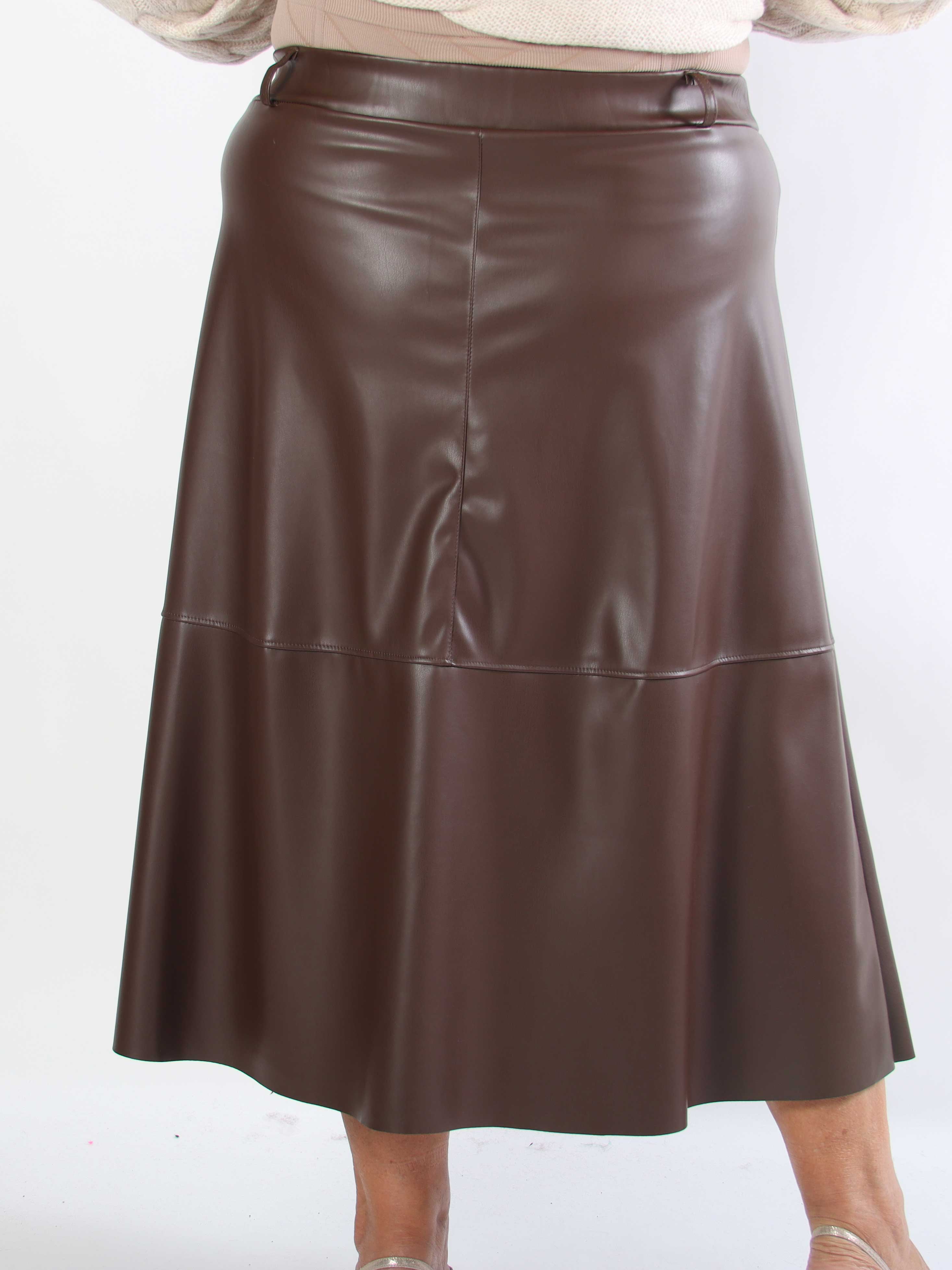 Willow - Stilfuld plus size nederdel i læderlook med elastisk talje