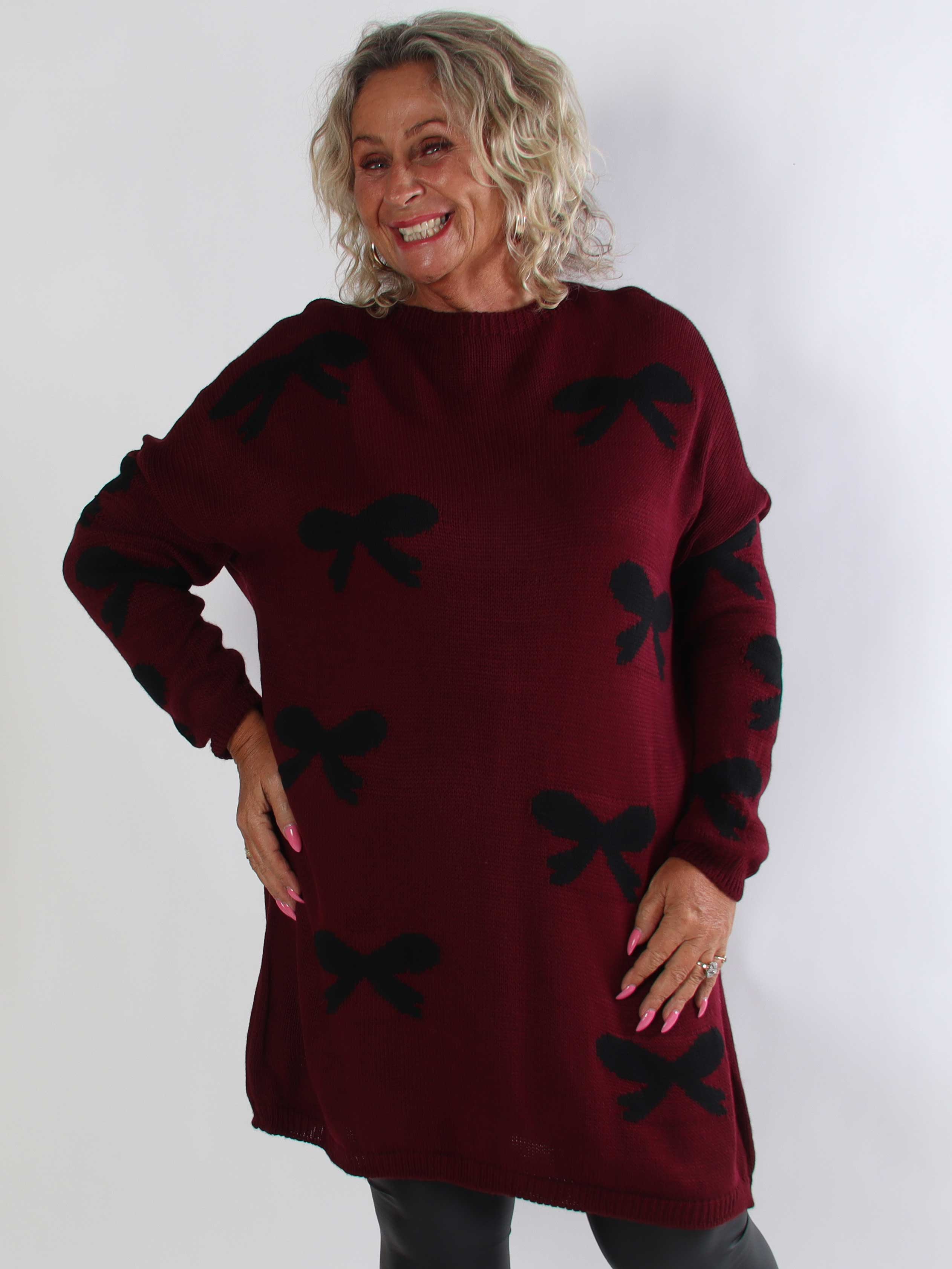 Xylia - Plus size strikkjole med fine sløjfemotiver