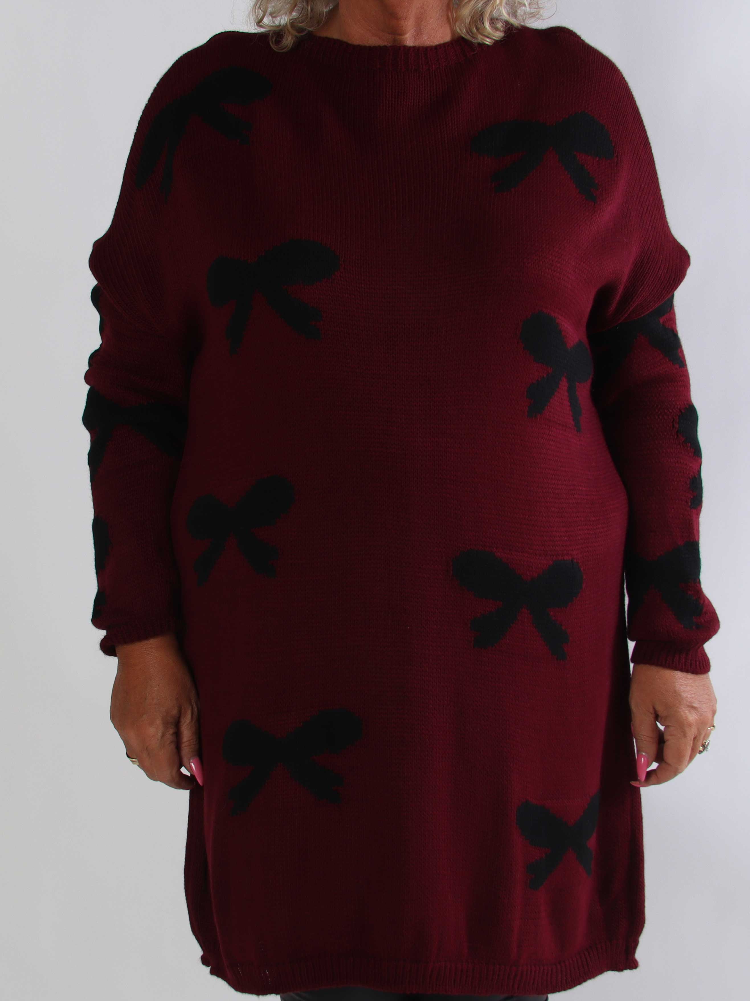 Xylia - Plus size strikkjole med fine sløjfemotiver