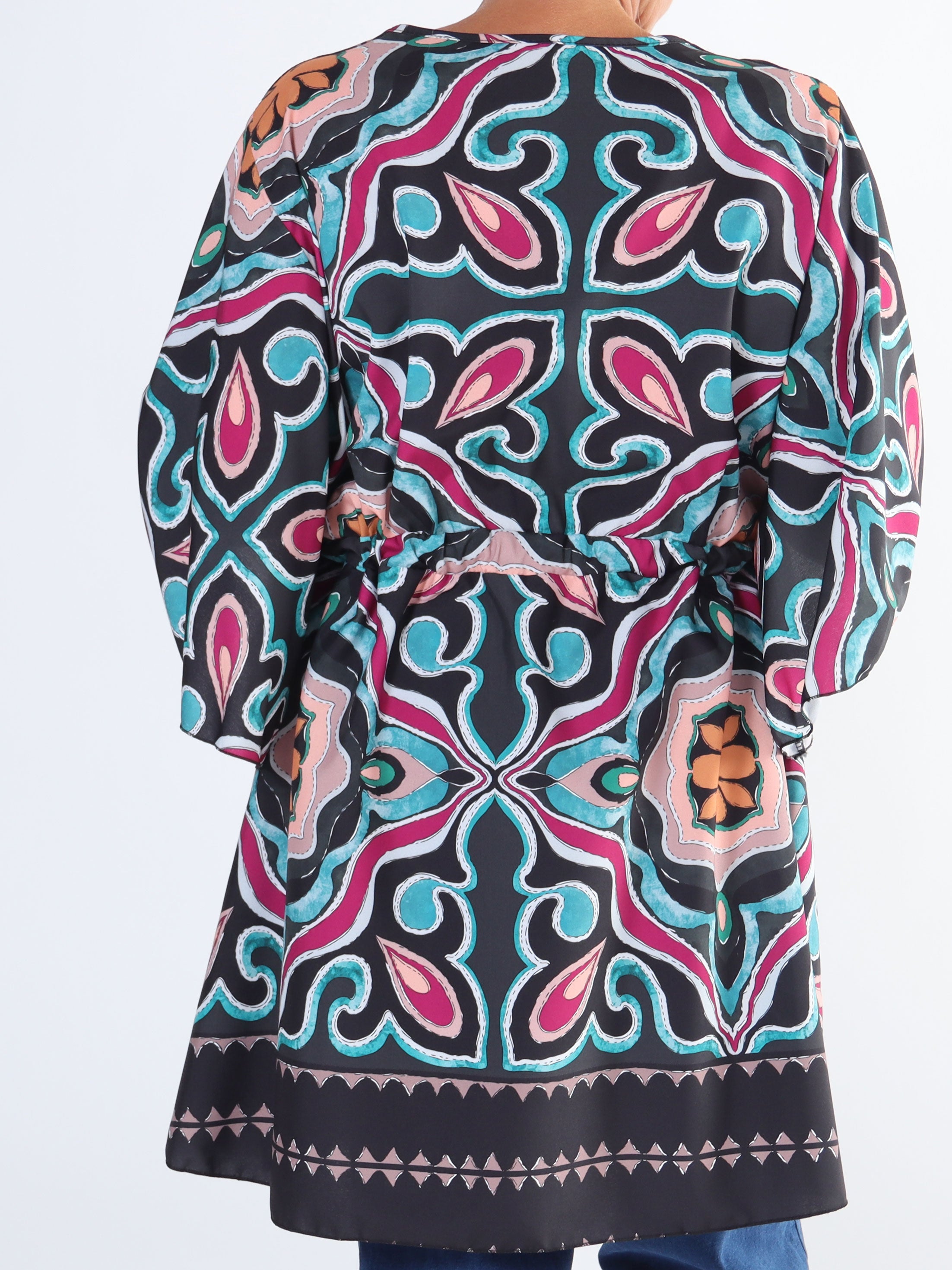 Yeva Tunika - Plus size mønstret tunika med bindebånd