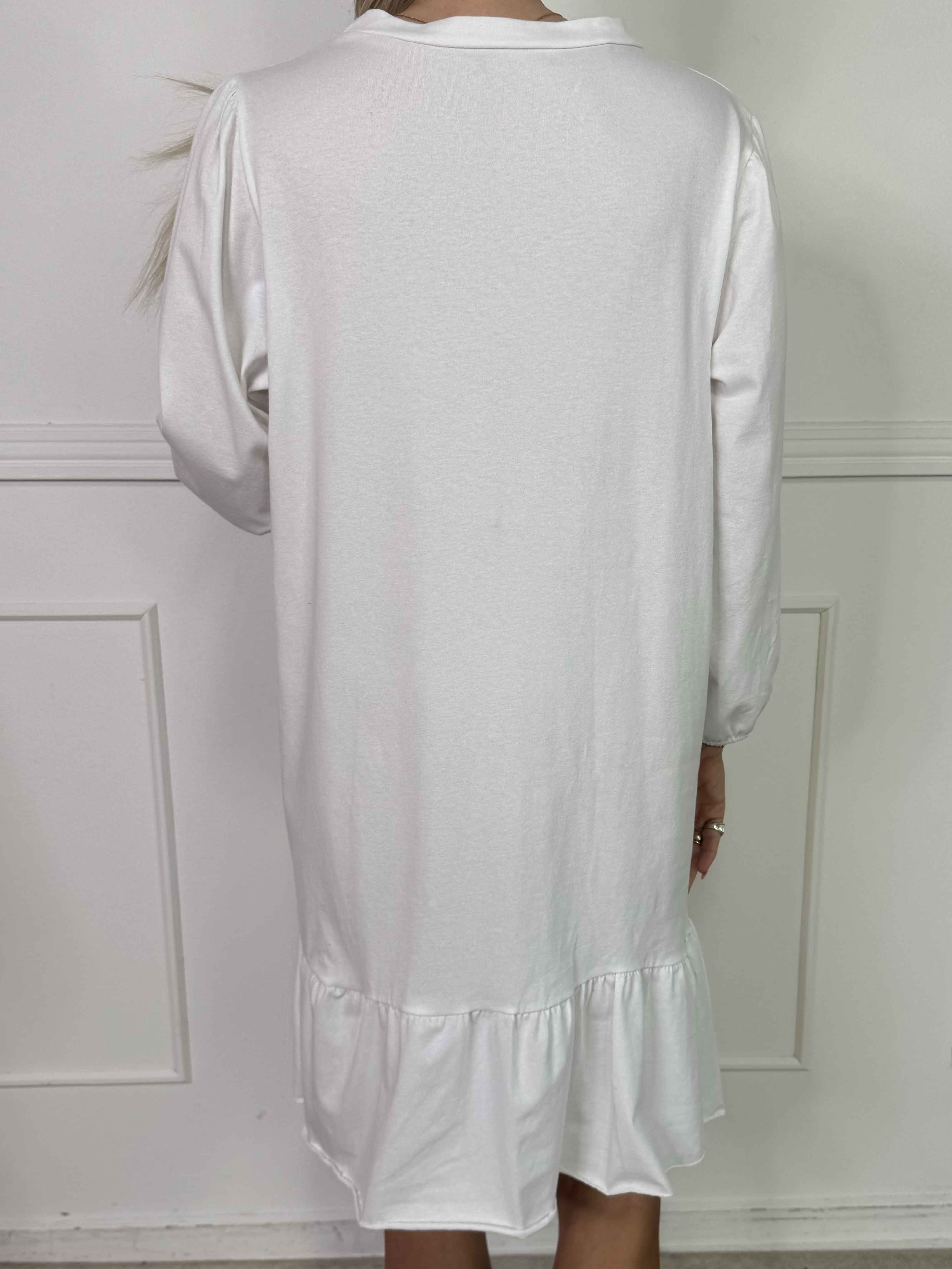 Zafira - Joggingkjole i bomuld med sød flæsekant