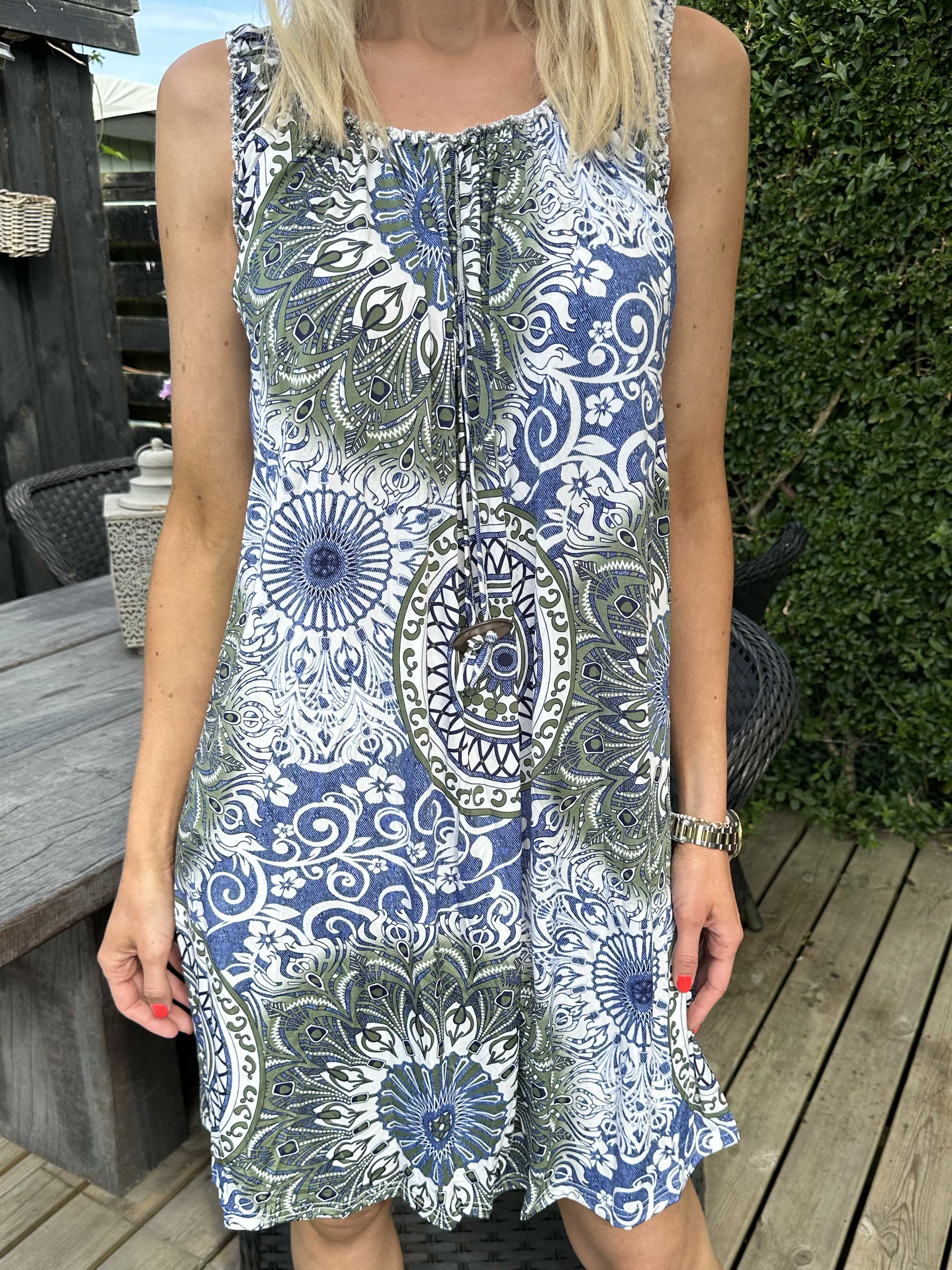 Zion - Mønstret stropkjole i elastisk stof