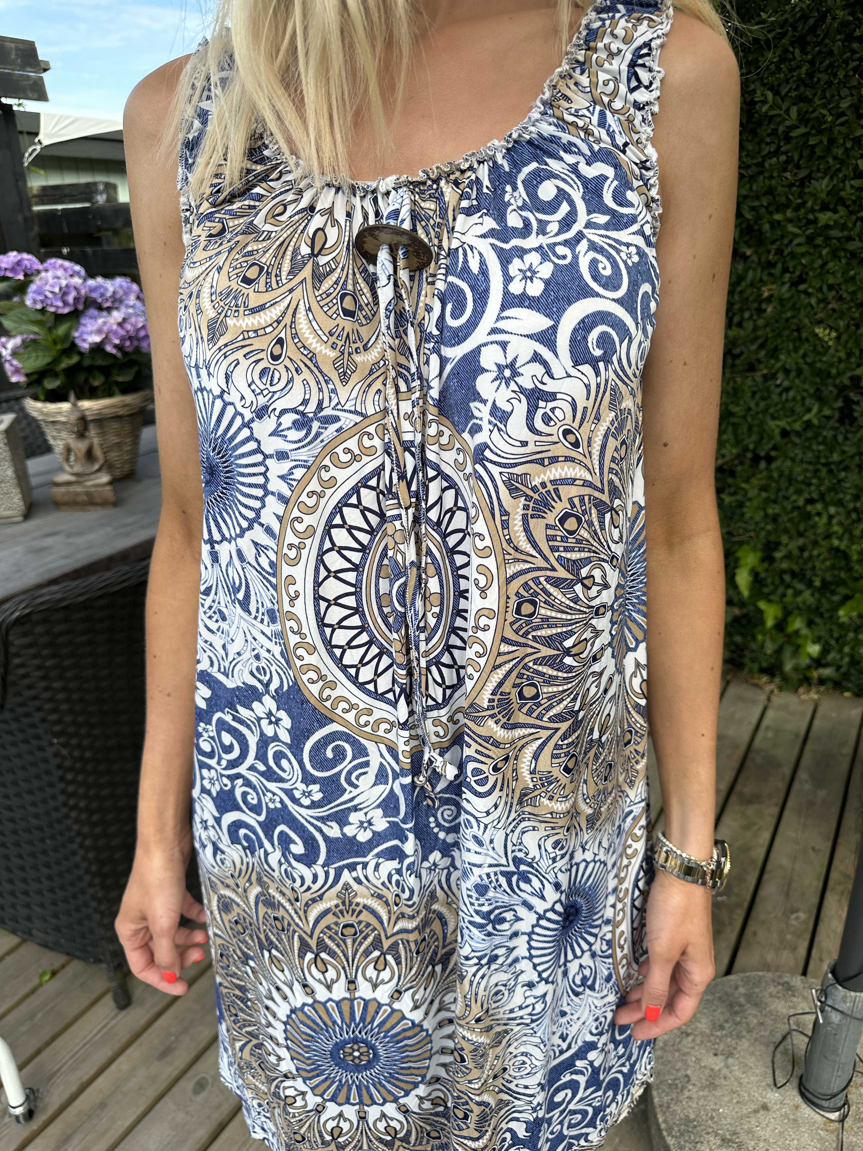 Zion - Mønstret stropkjole i elastisk stof