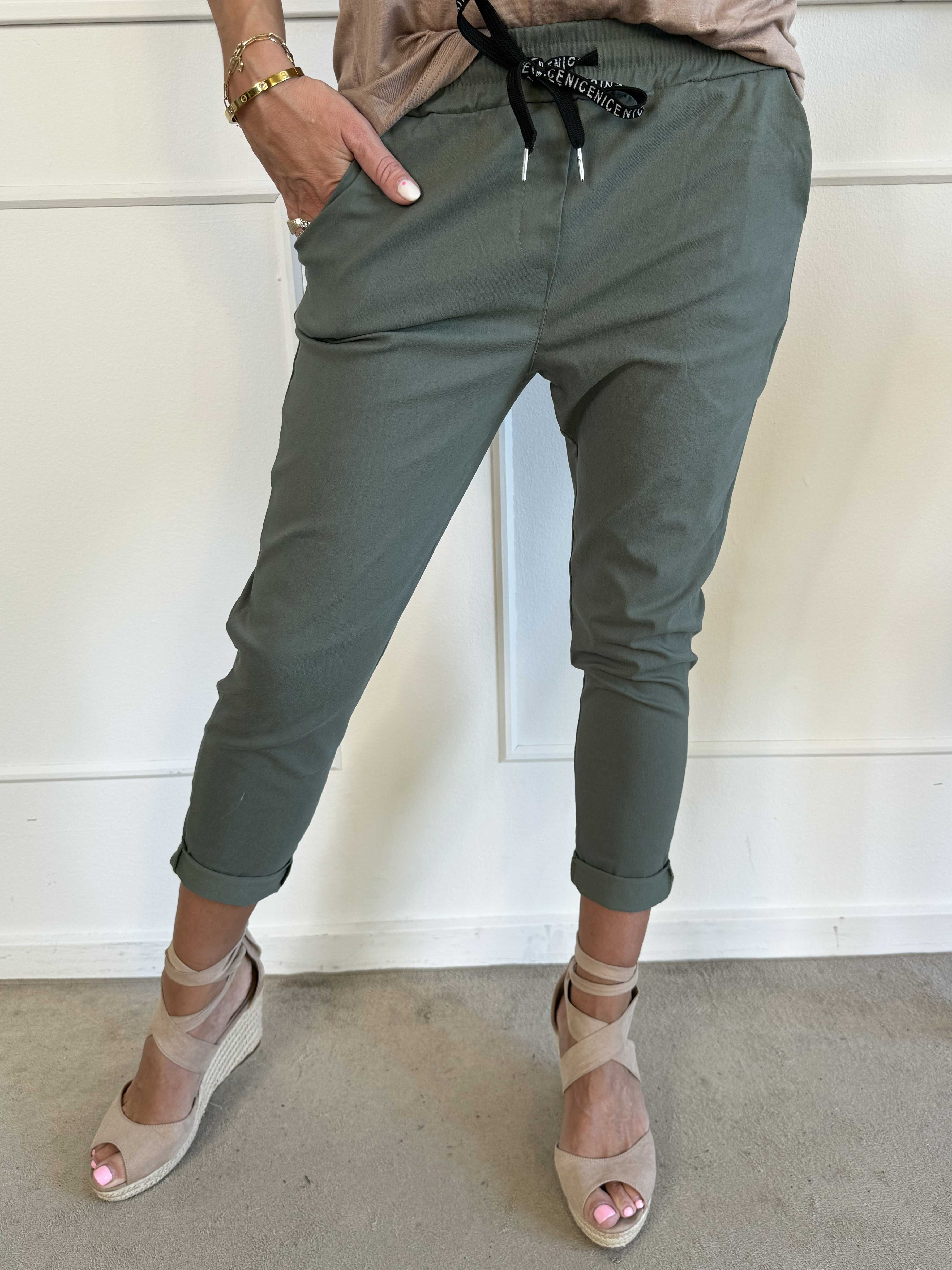 Antalya - Bukser i ankellængde med elastikkant i livet