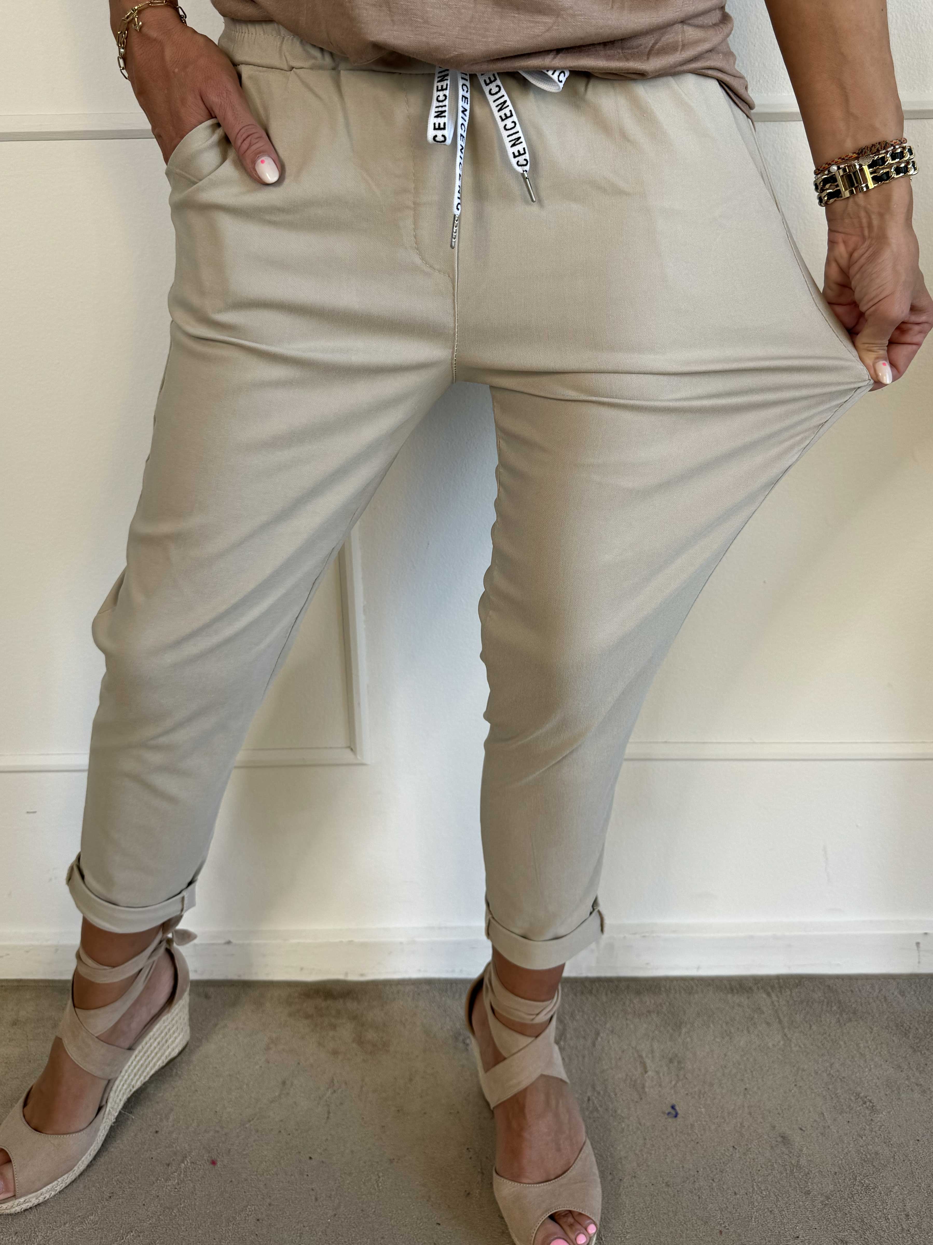 Antalya - Bukser i ankellængde med elastikkant i livet