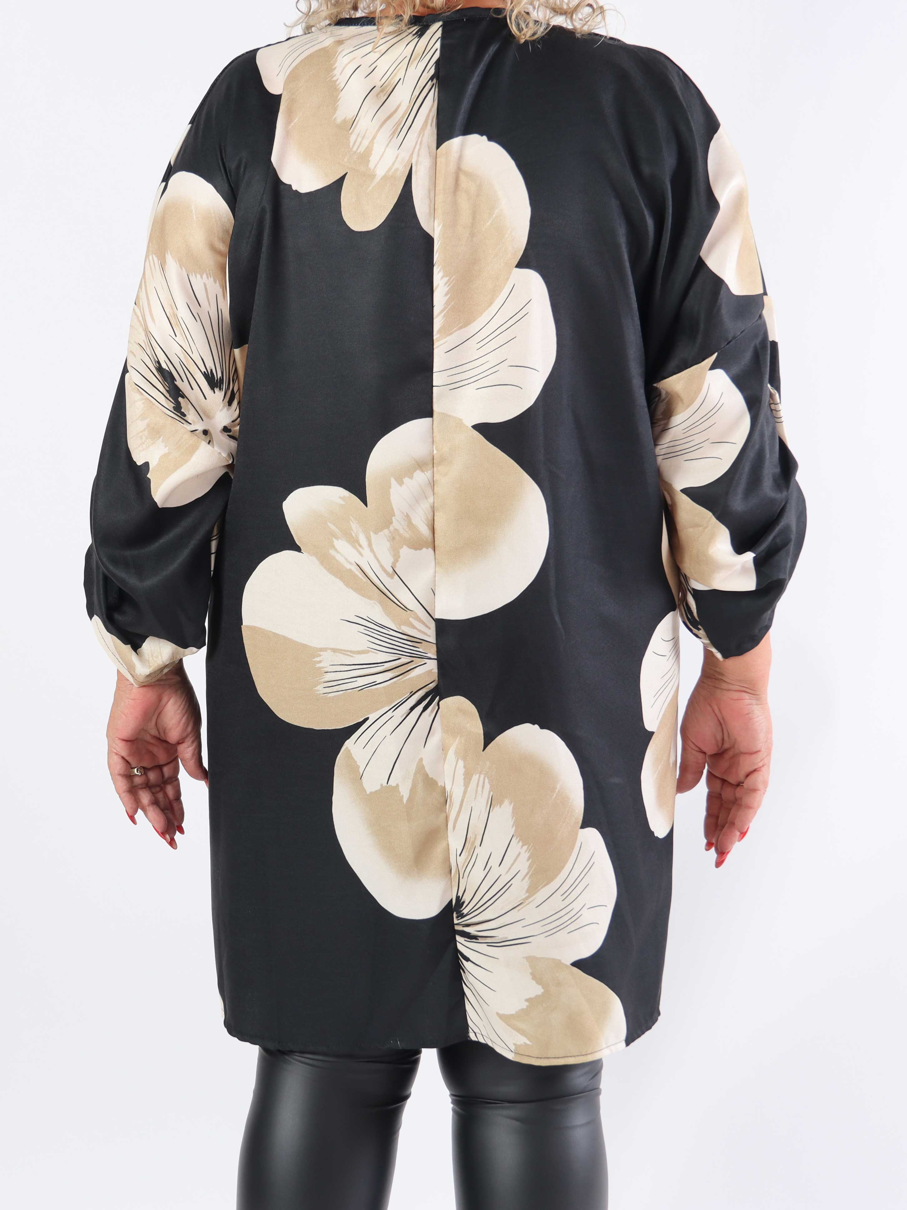 Aya L/S - Plus size kjole i viskose med blomster