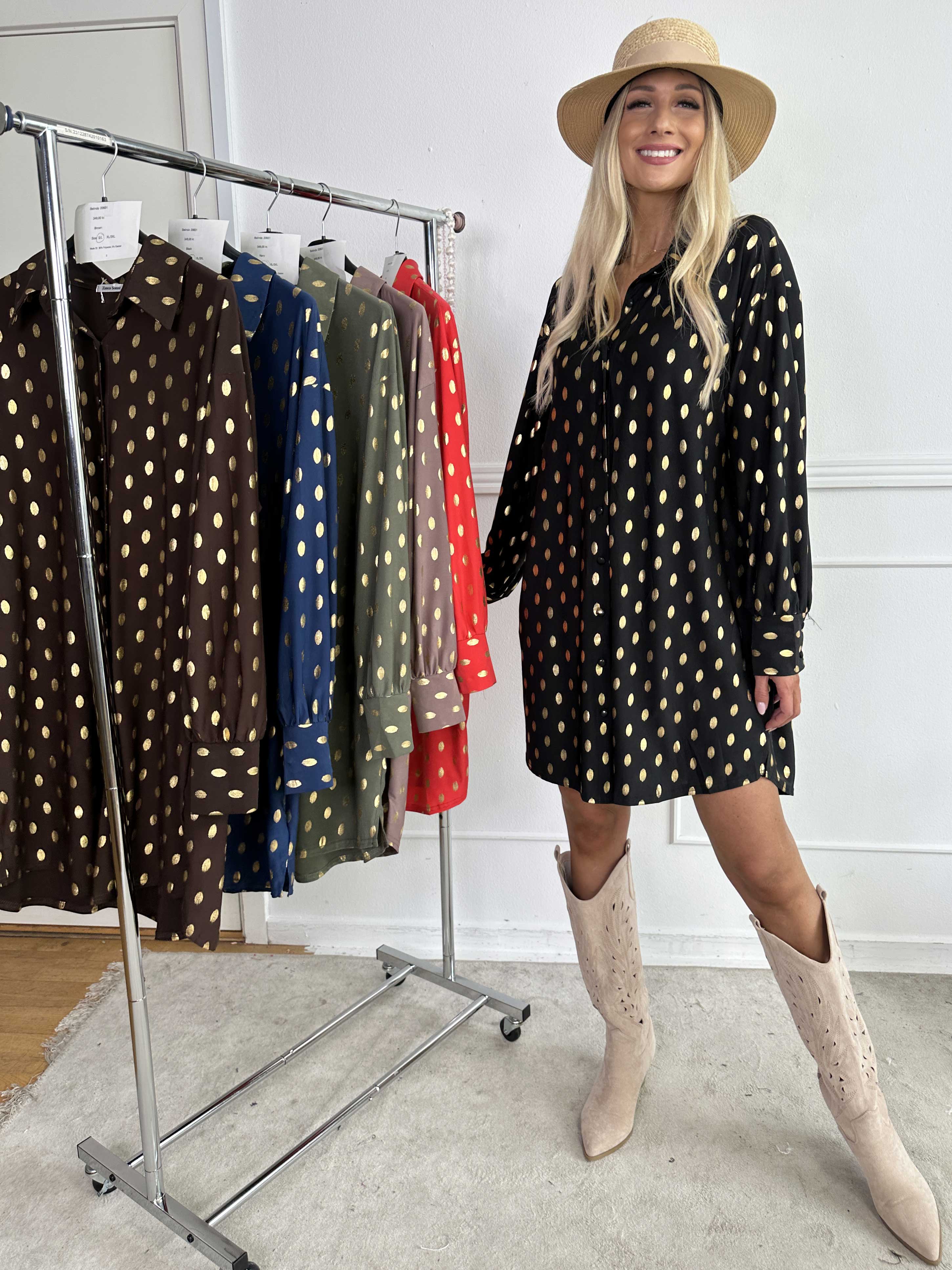 Belinda - Skjortekjole detaljeret med guld dutter