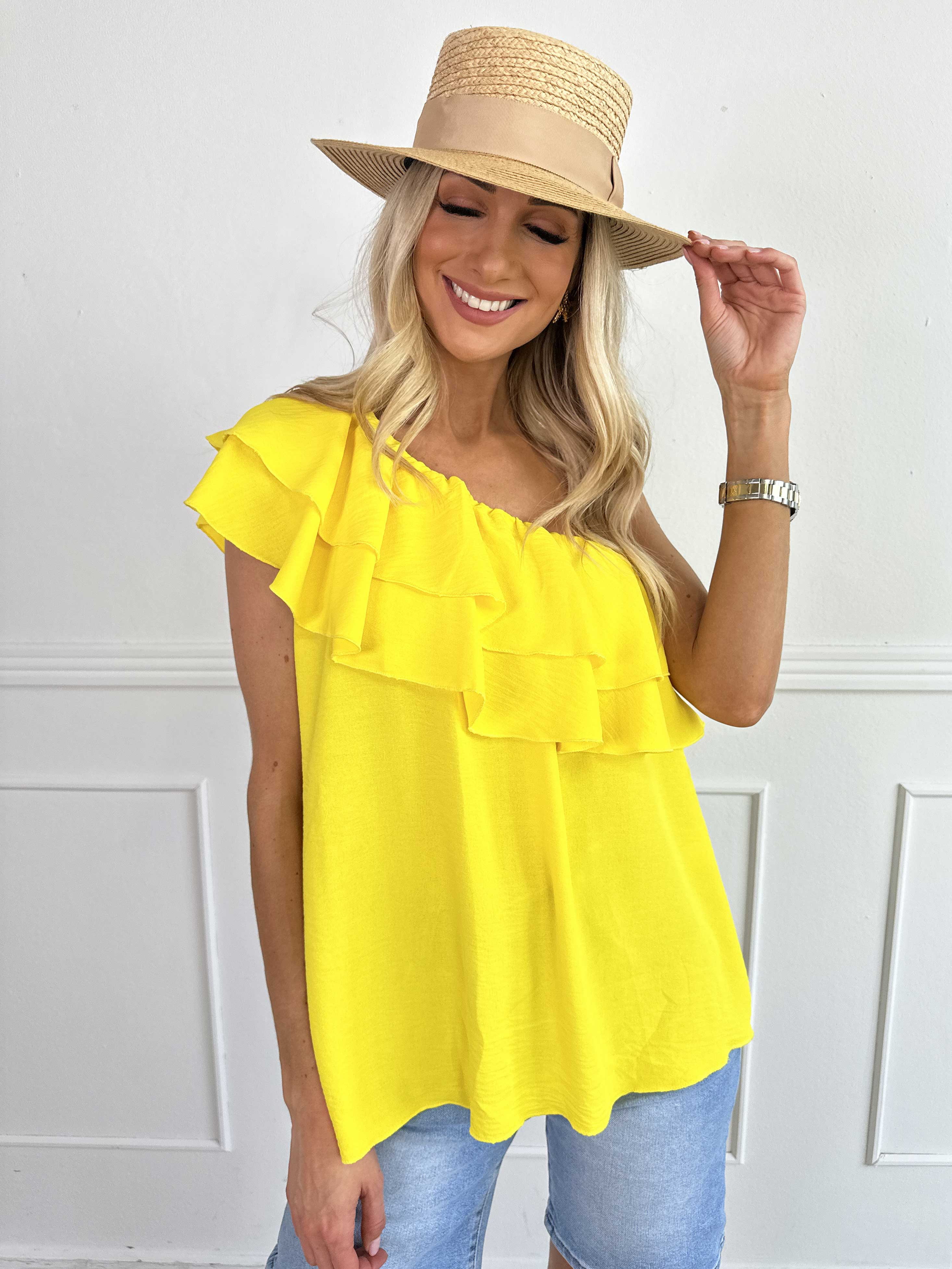 Catelyn Top - Sød one shoulder top med flæser