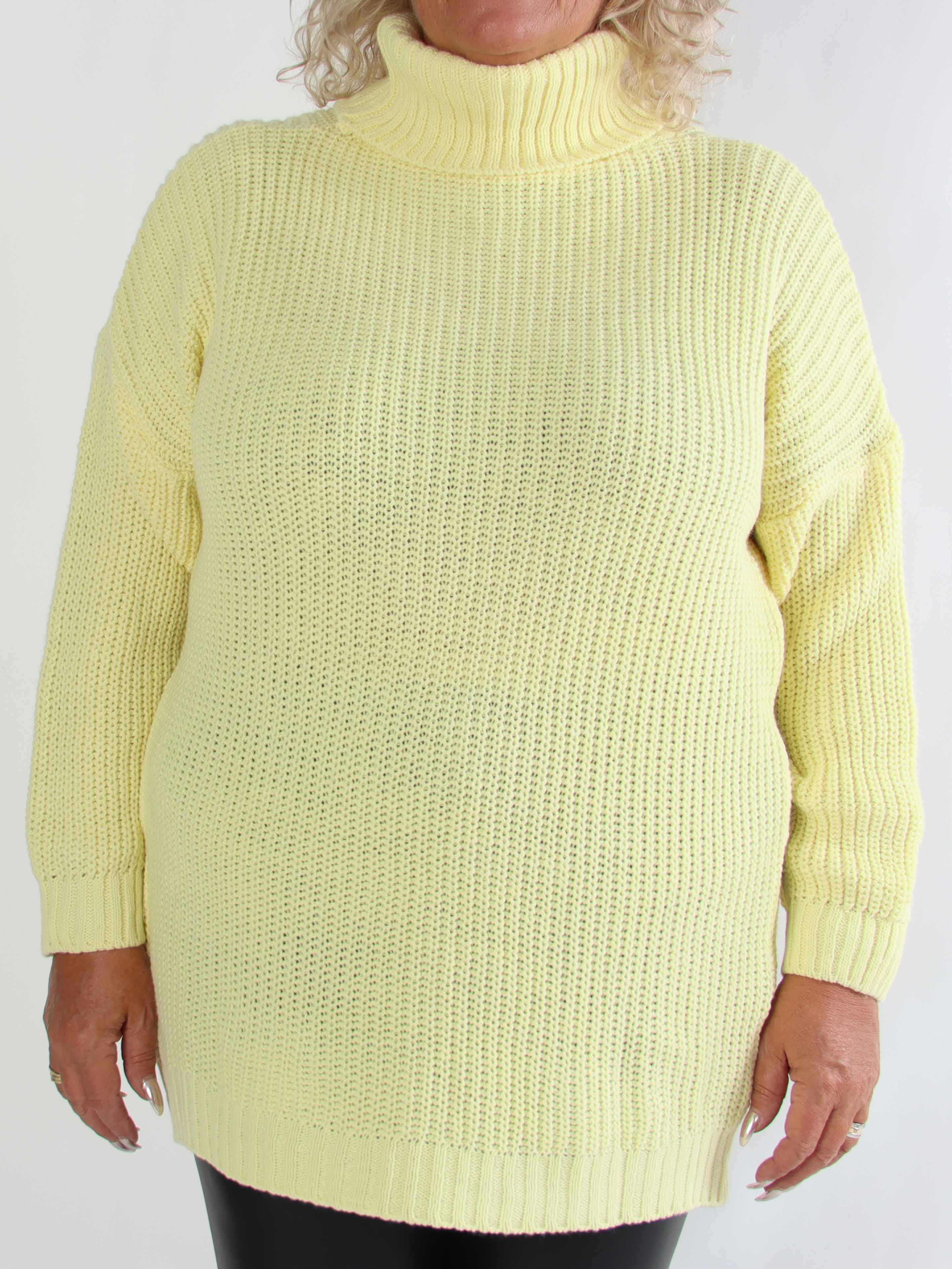 Cindy - Ensfarvet hyggelig plus size striktrøje med rullekrave