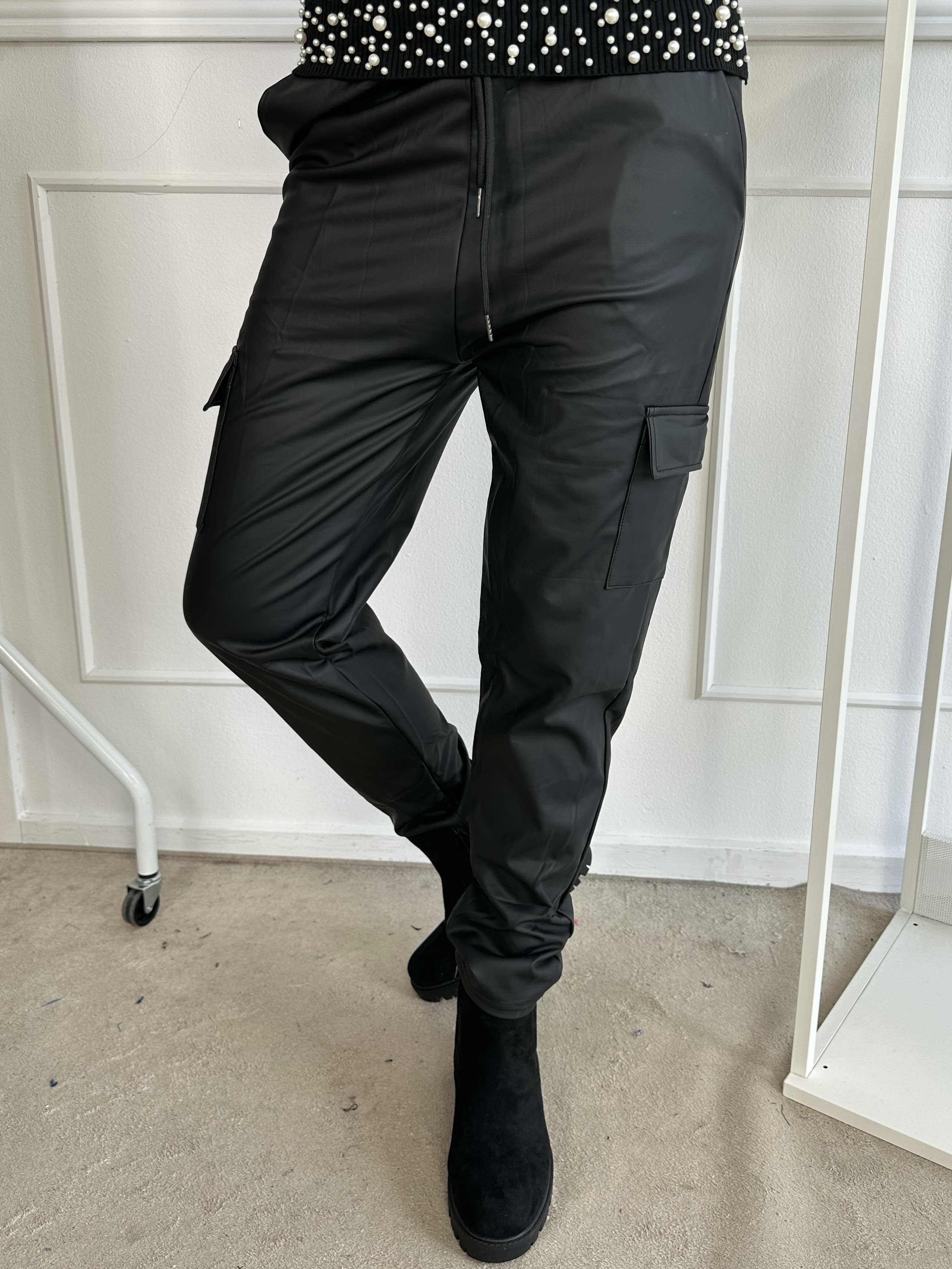 Corinna - Fede cargobukser i læderlook