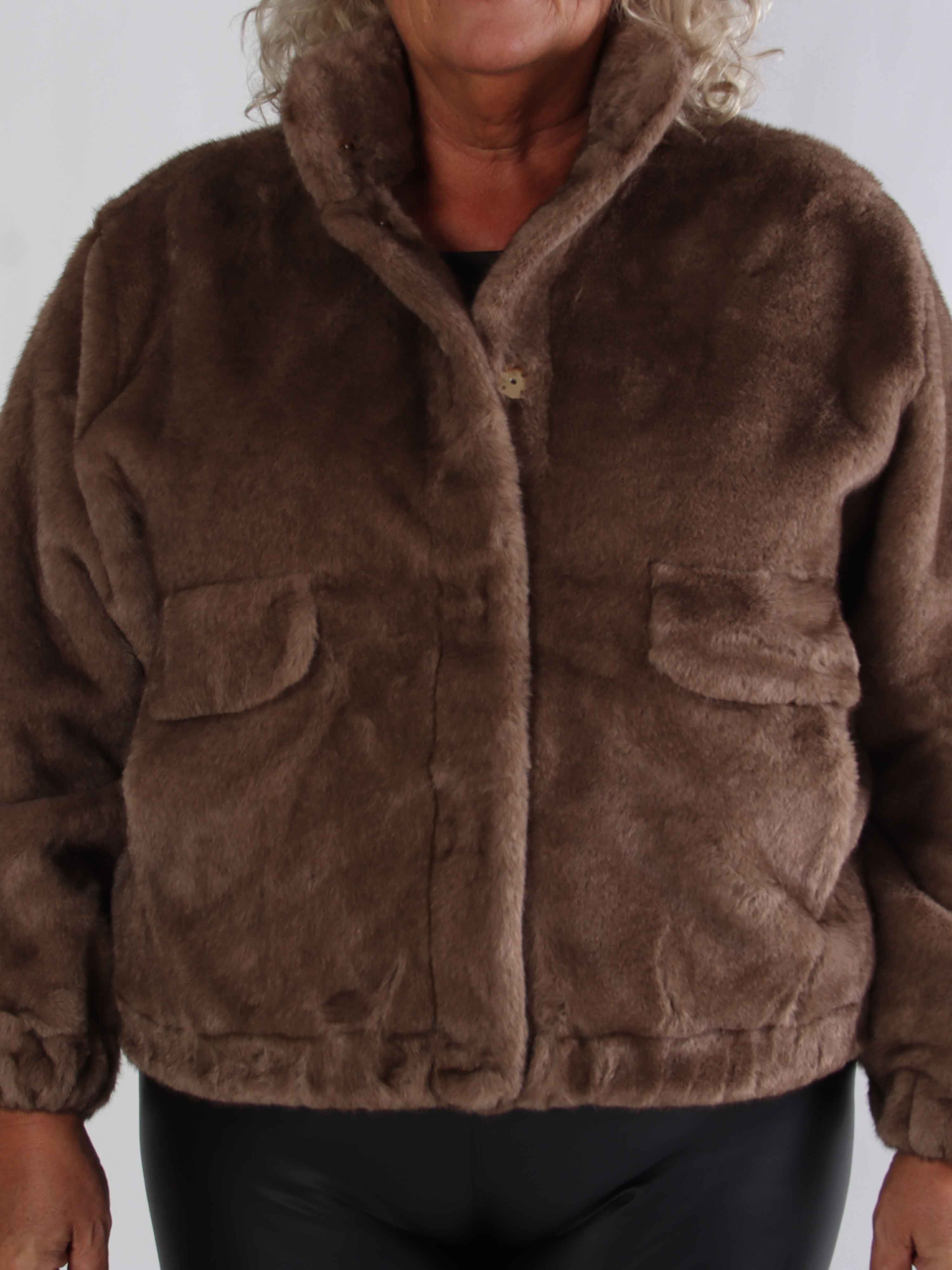 Daniela - Blød faux fur bomberjakke