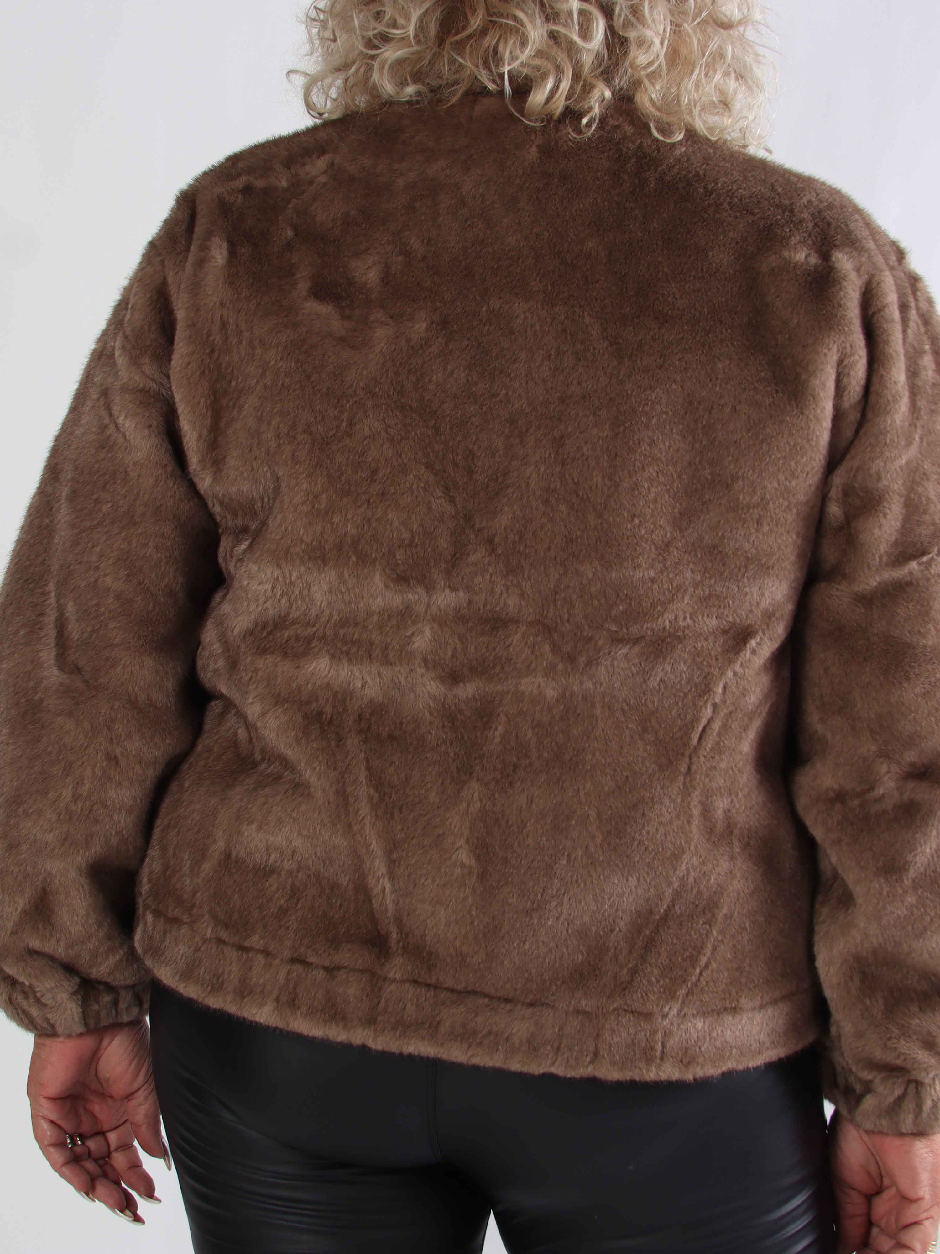 Daniela - Blød faux fur bomberjakke