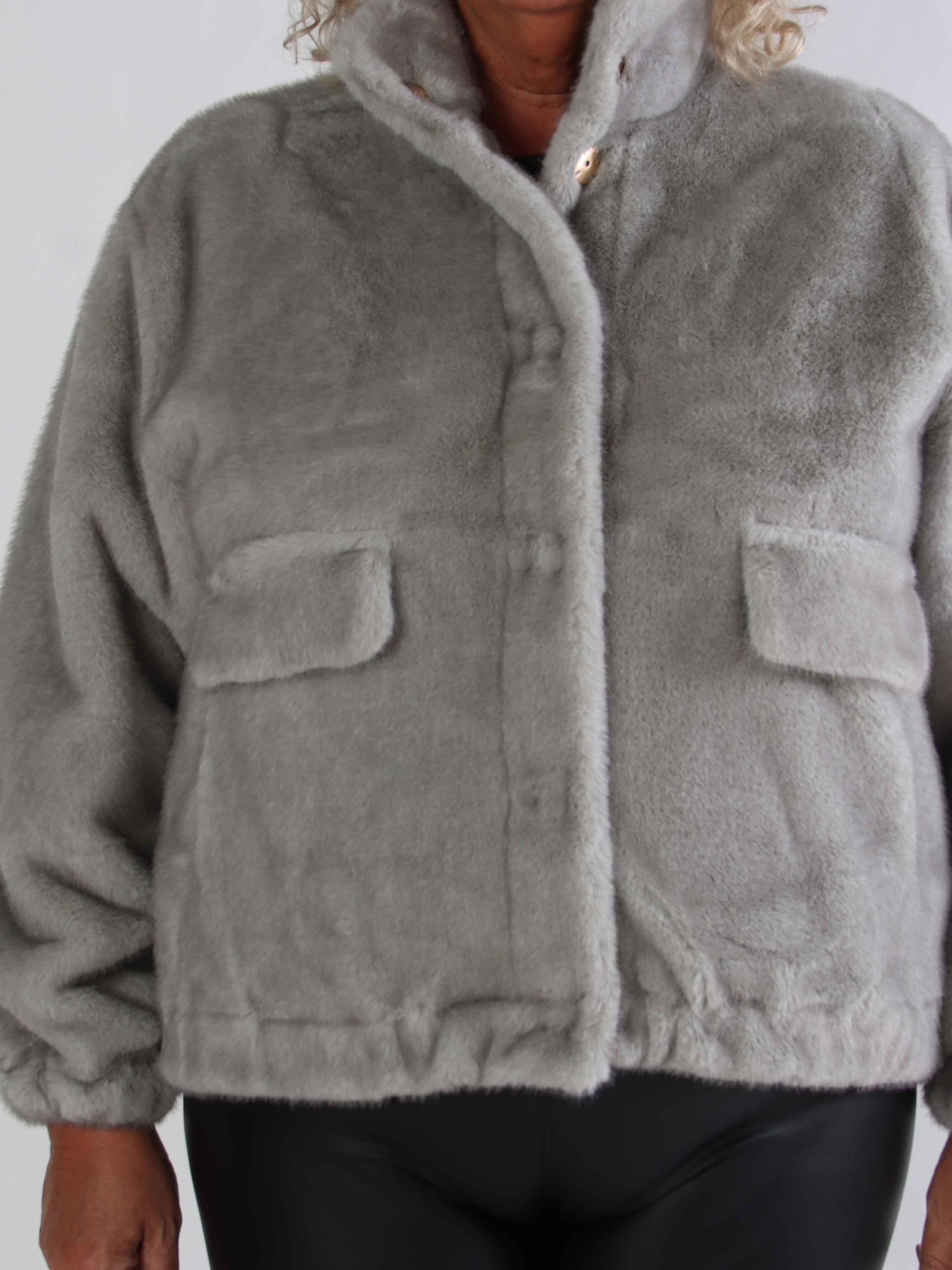 Daniela - Blød faux fur bomberjakke