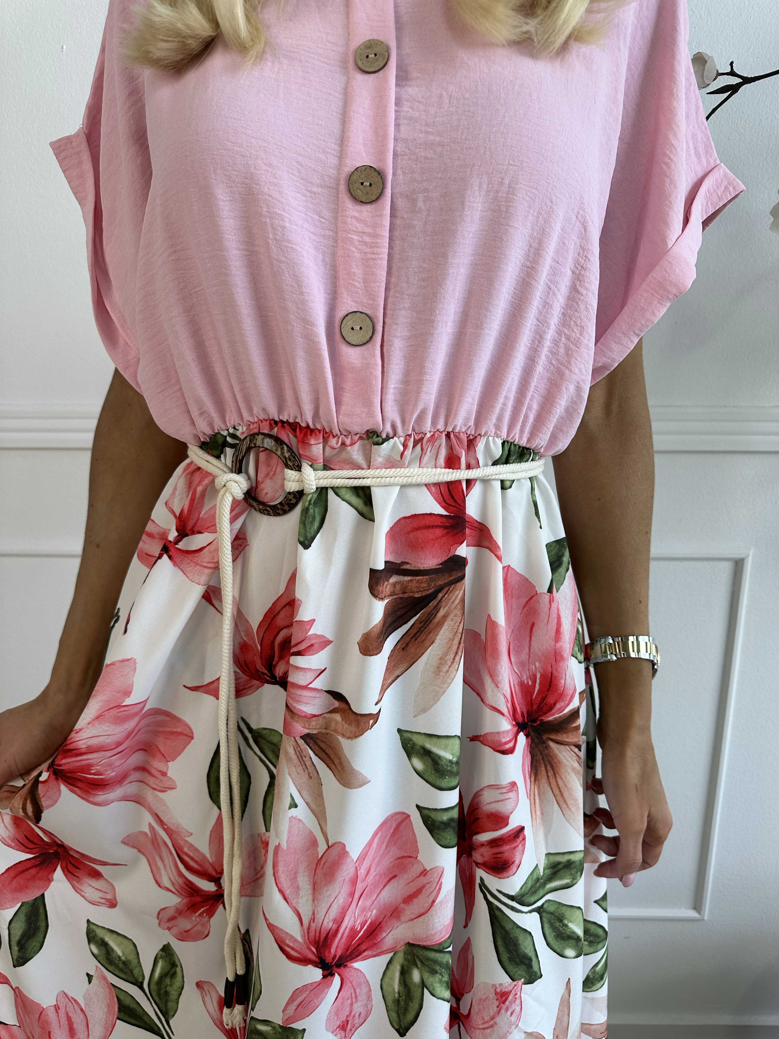 Dina - Fin kjole med elastik i taljen og pynteknapper