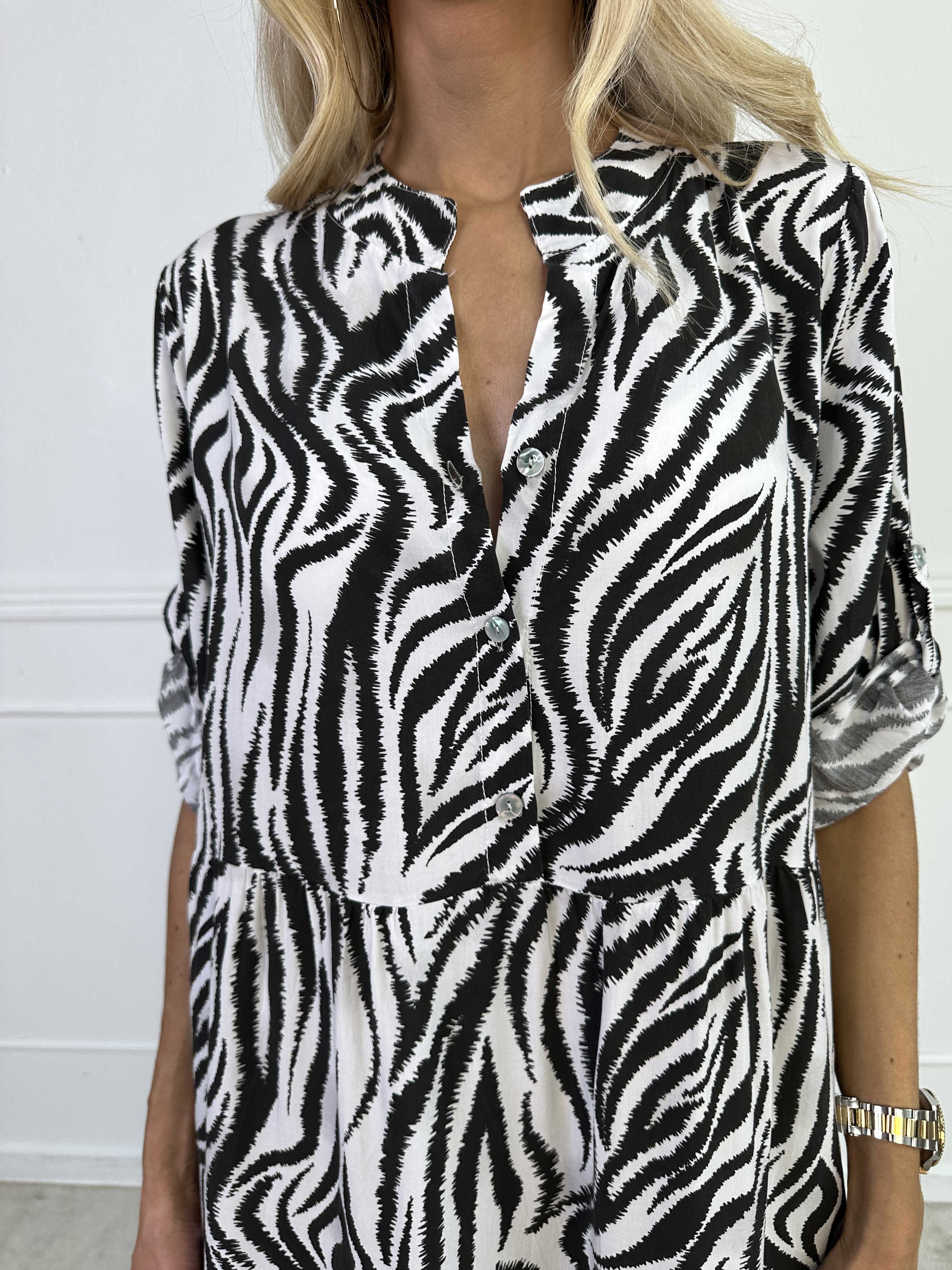 Dotti Zebra - Stribet kjole i viskose med lag på lag look