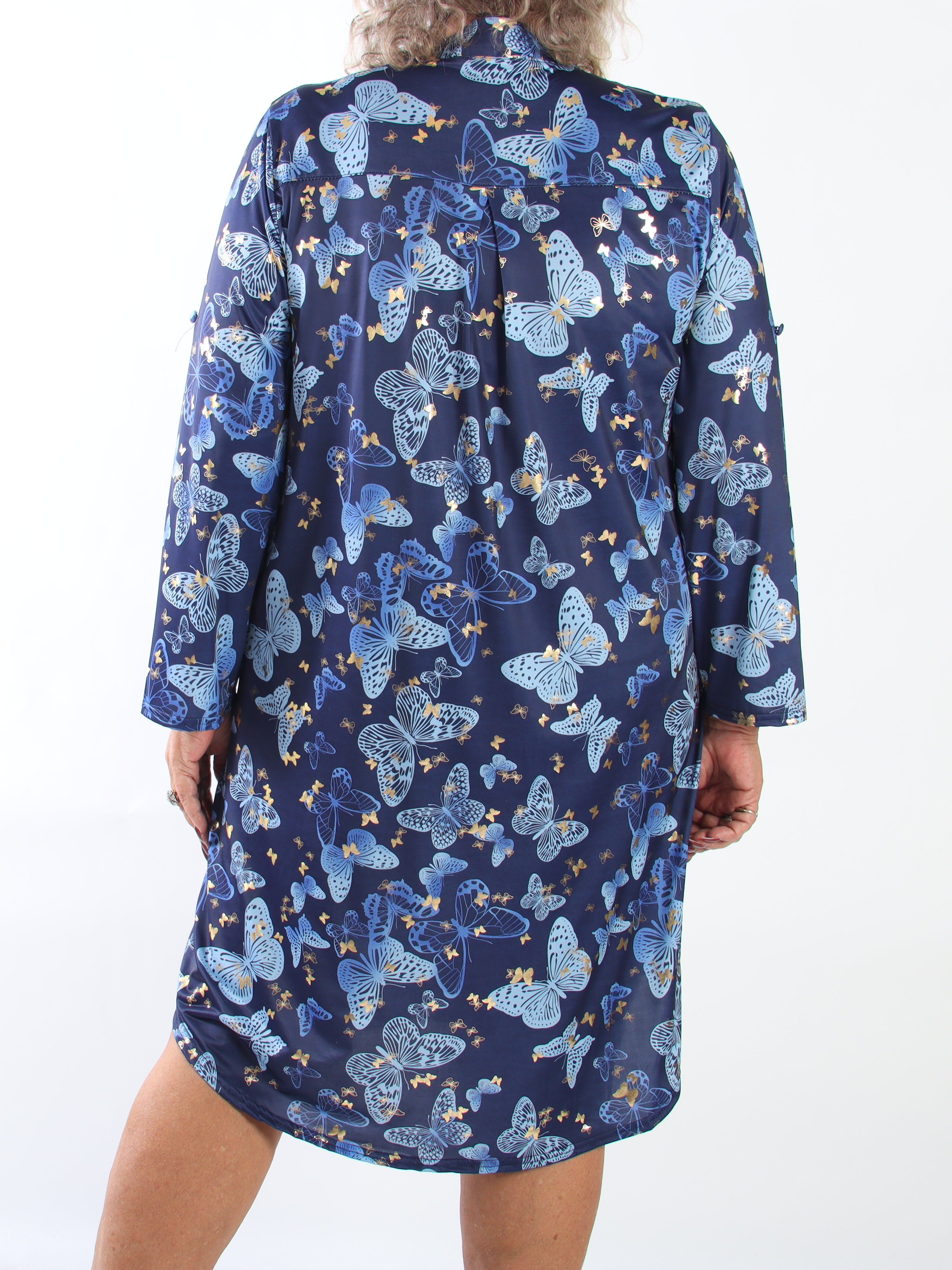 Ebba Butterfly - Elastisk plus size kjole med sommerfugle print