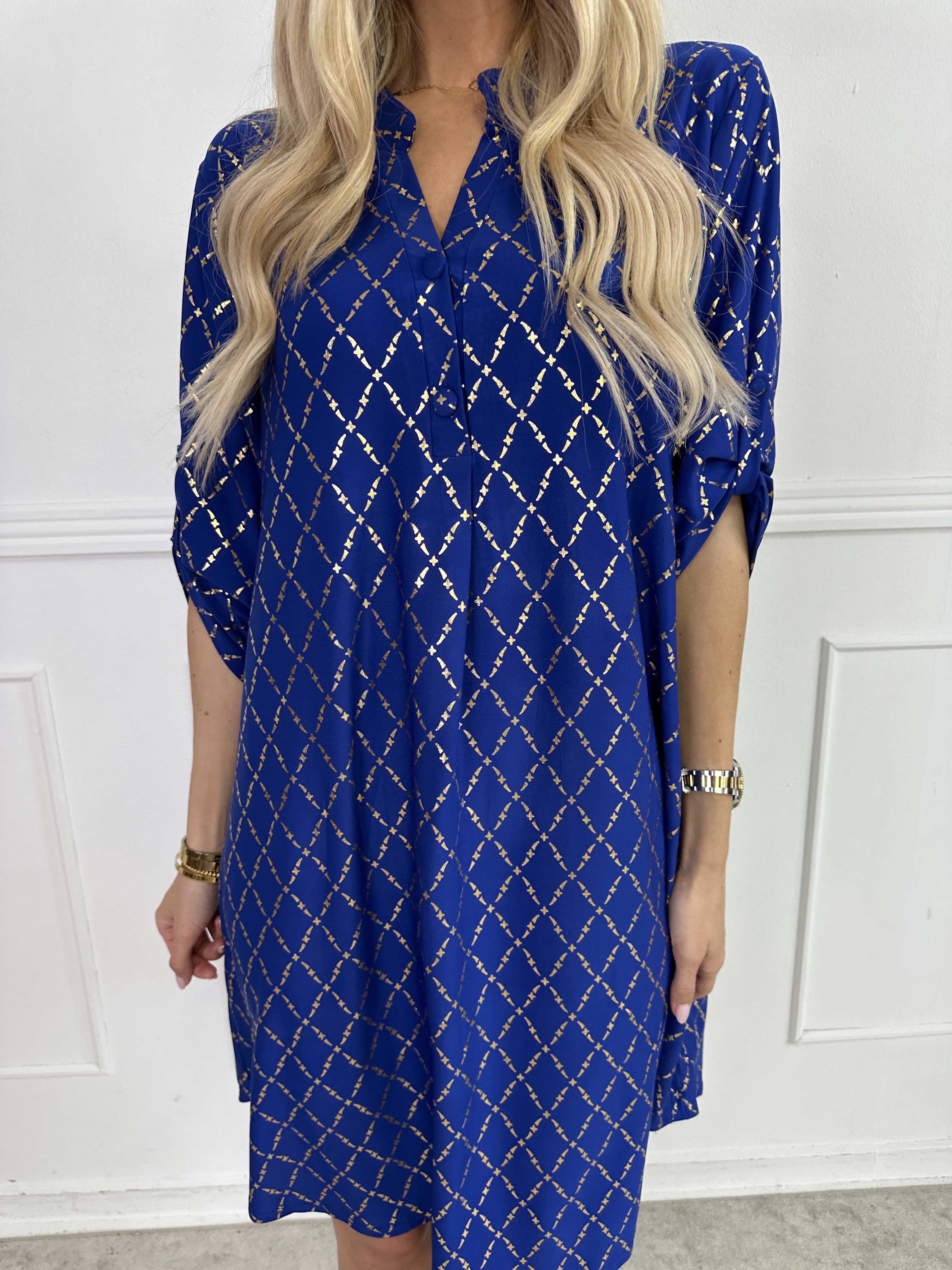 Ebba Gold Check Long - Elastisk kjole med guld detaljer