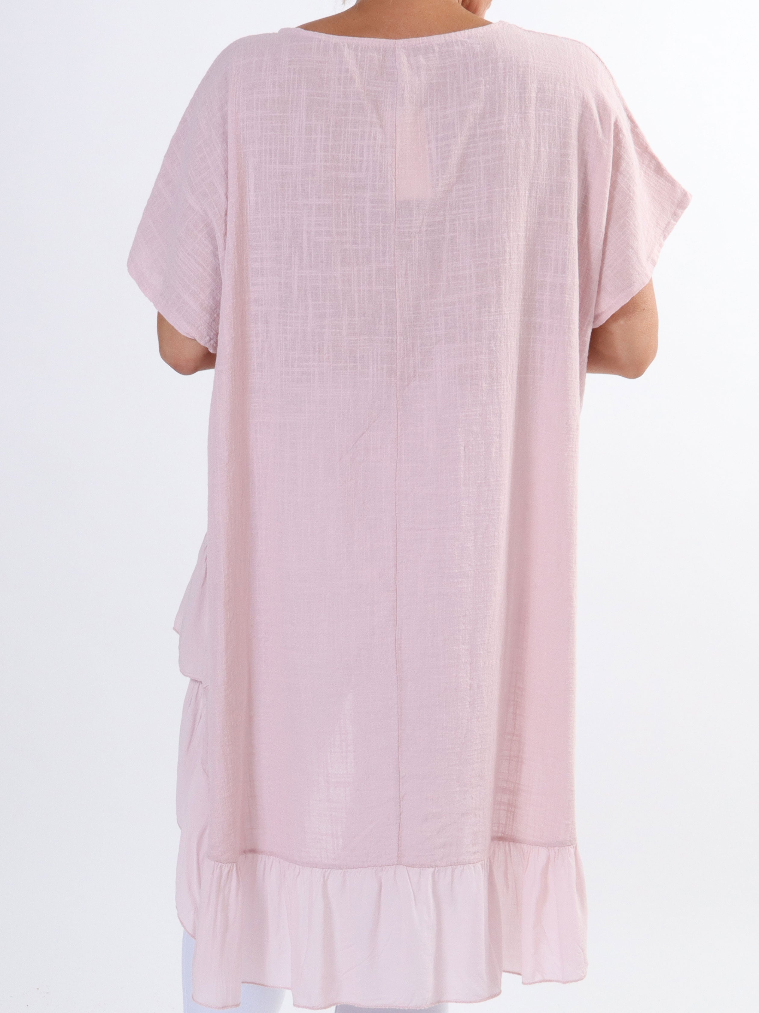 Elba - Plus size tunika i forskudt længde med flæser