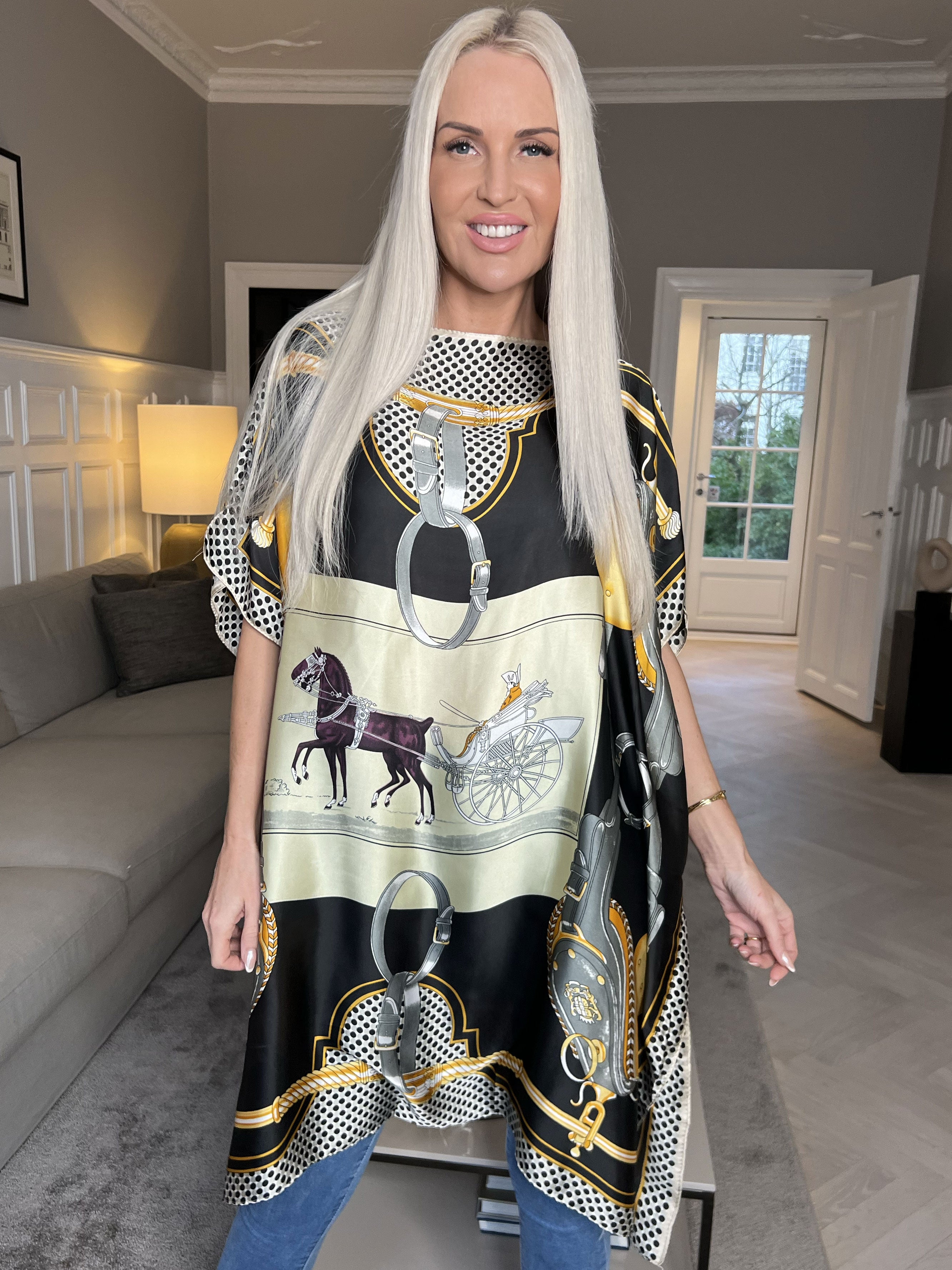 Emily - Let og luftig tunika i viskose og silke