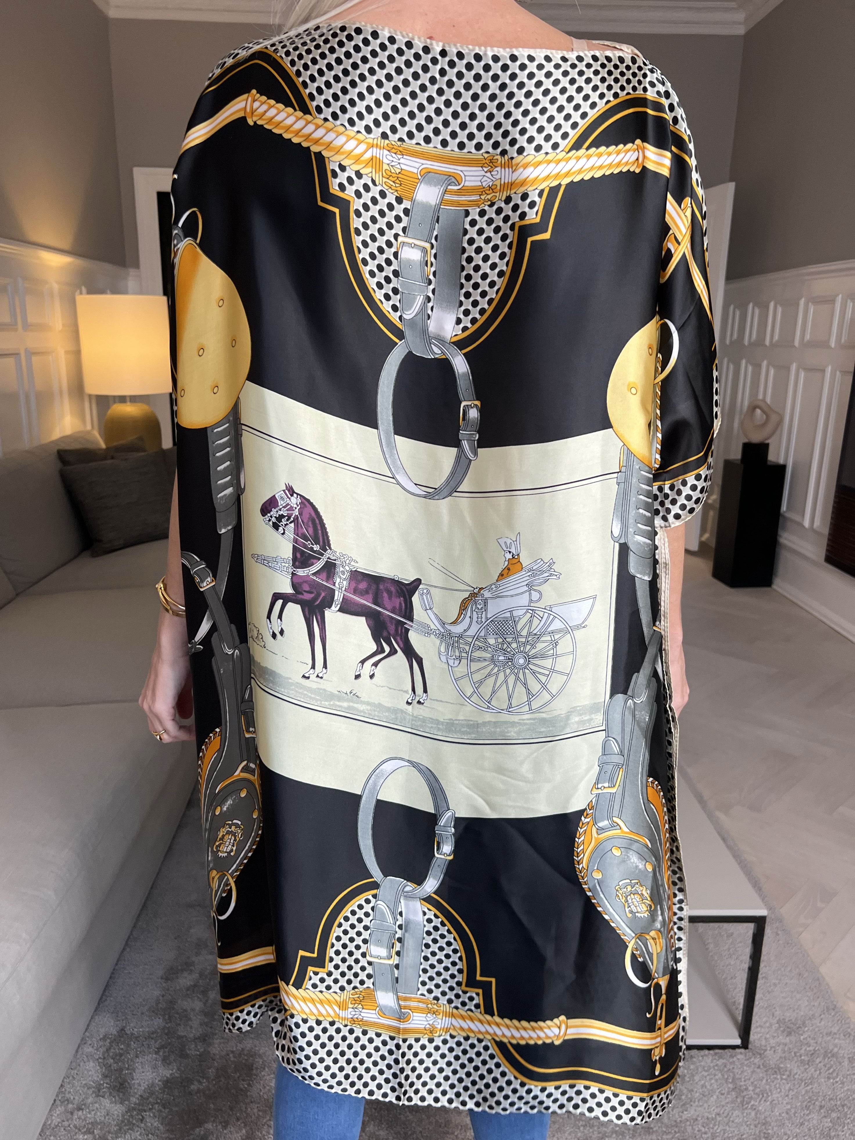 Emily - Let og luftig tunika i viskose og silke