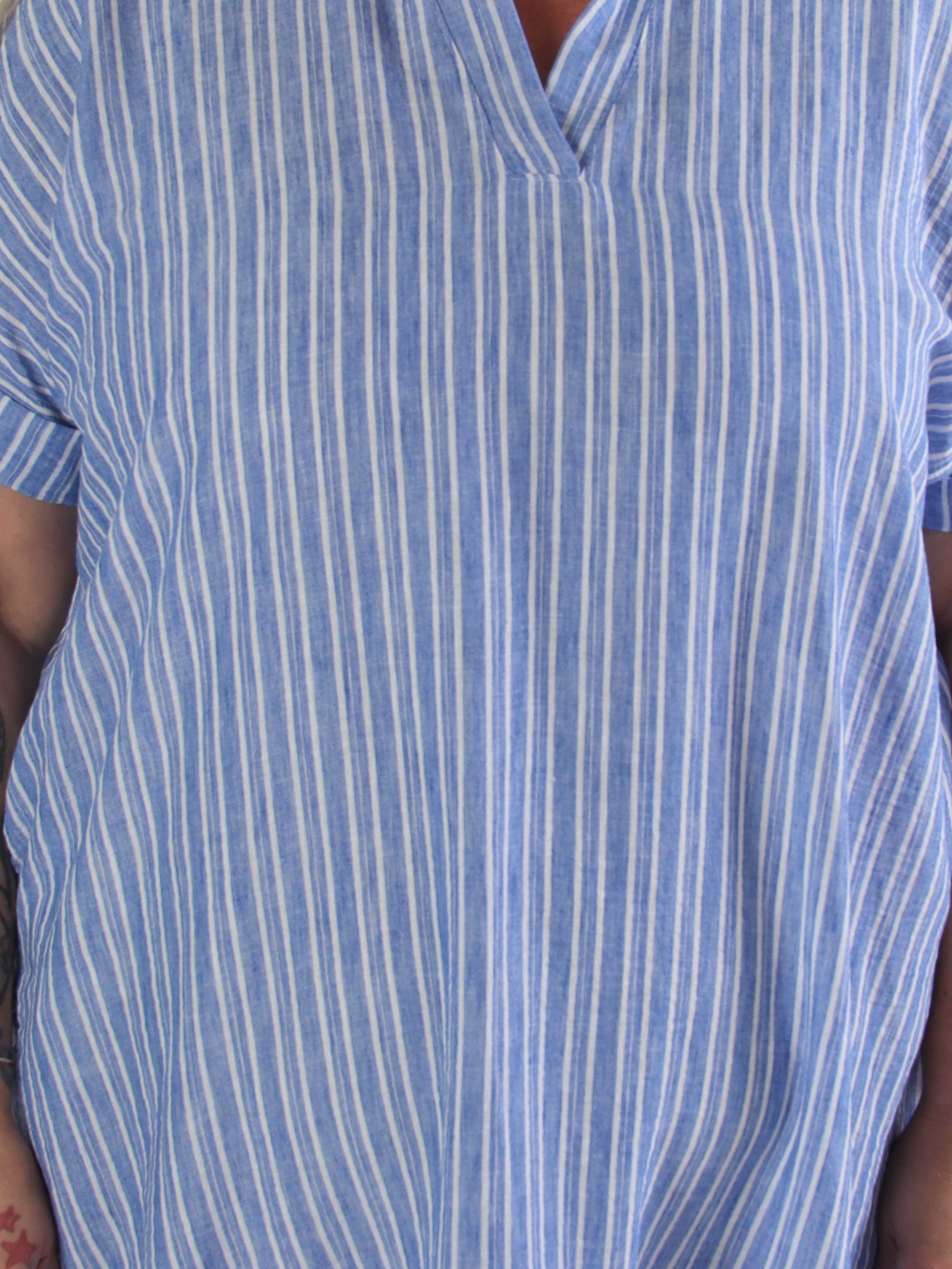 Evelyn - Stribet plus size tunikakjole med skjortekrave