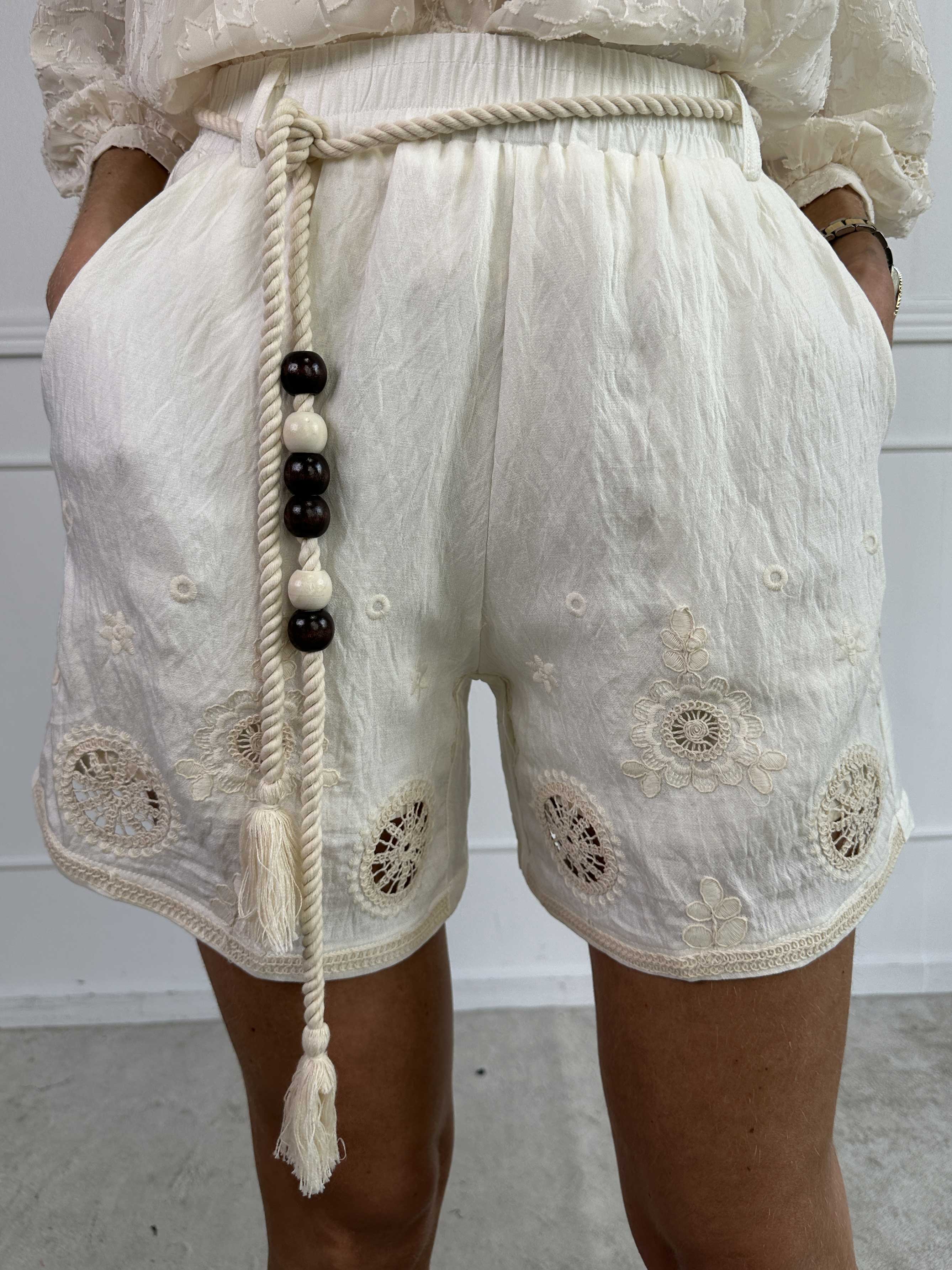 Fatima - Shorts i bomuld med broderinger