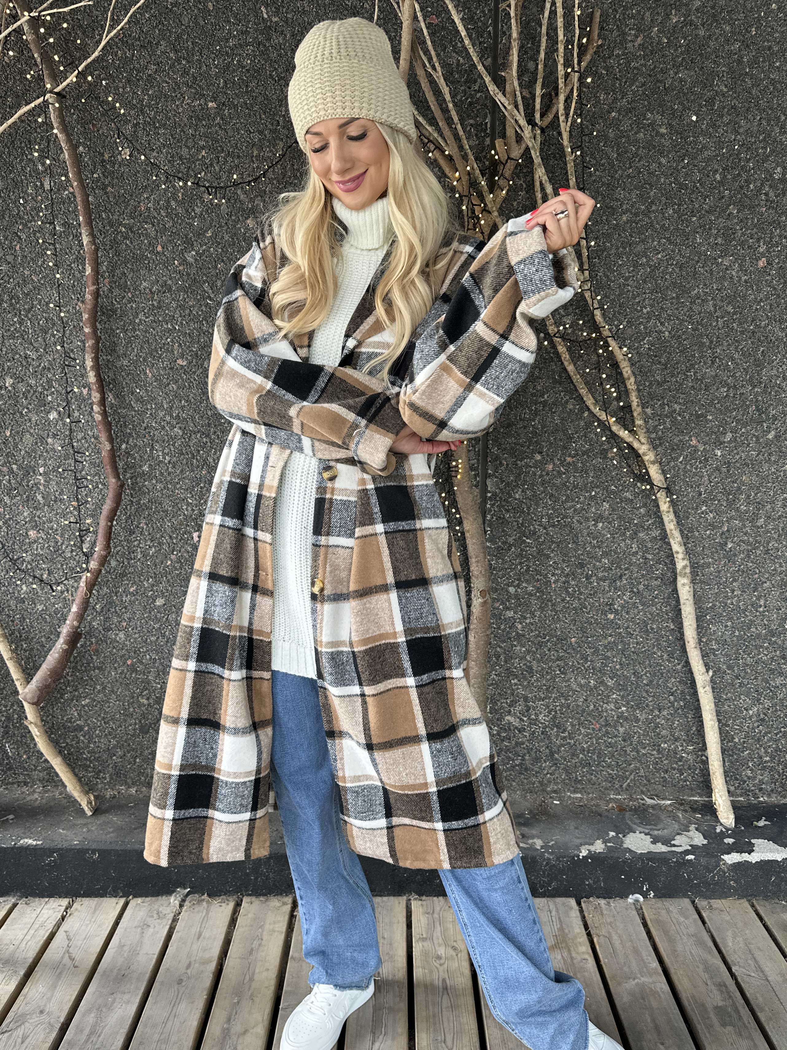 Karoline - Lang ternet skjortejakke i viskose