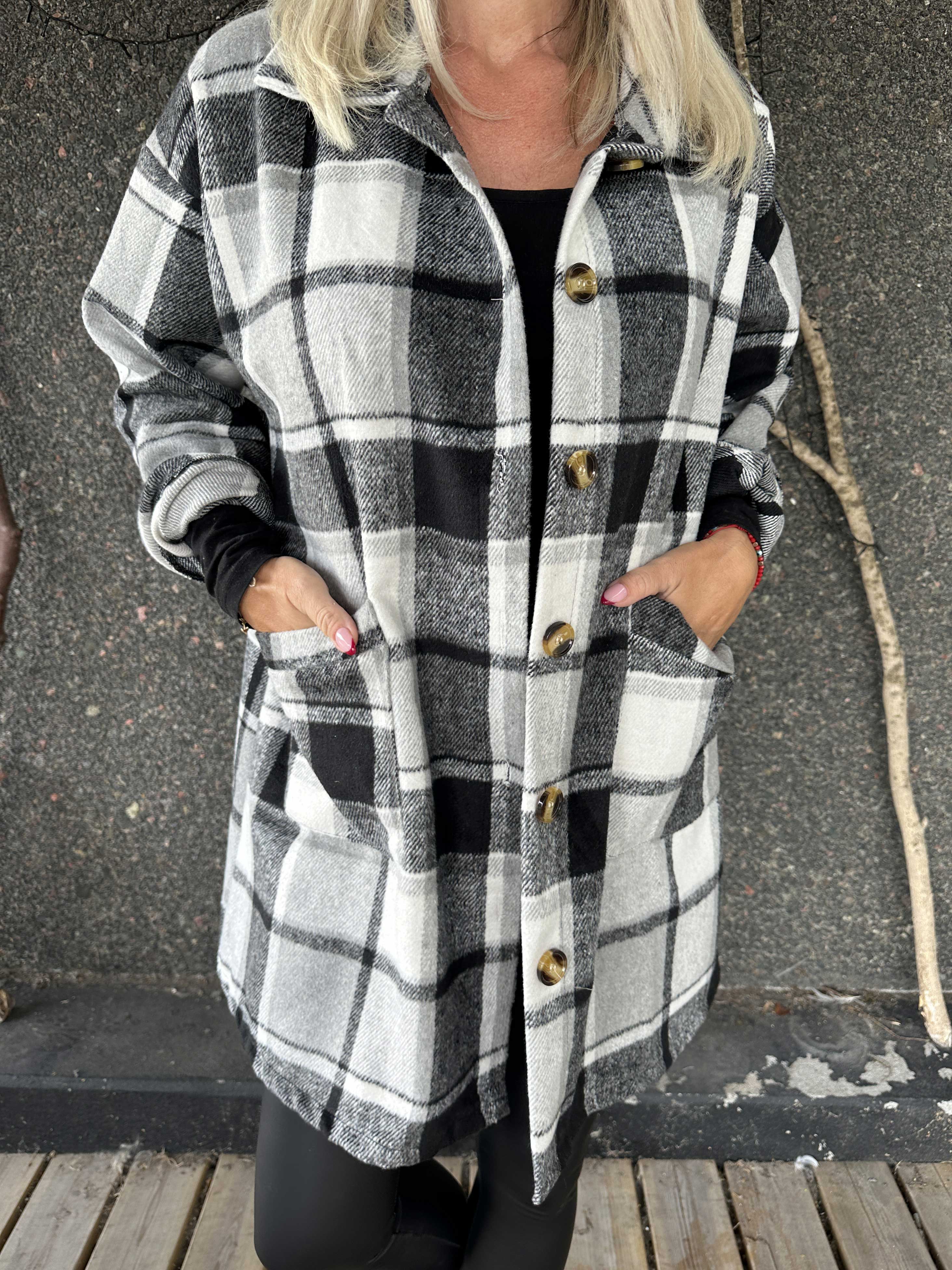 Lagos - Blød ternet skjortejakke i viskose