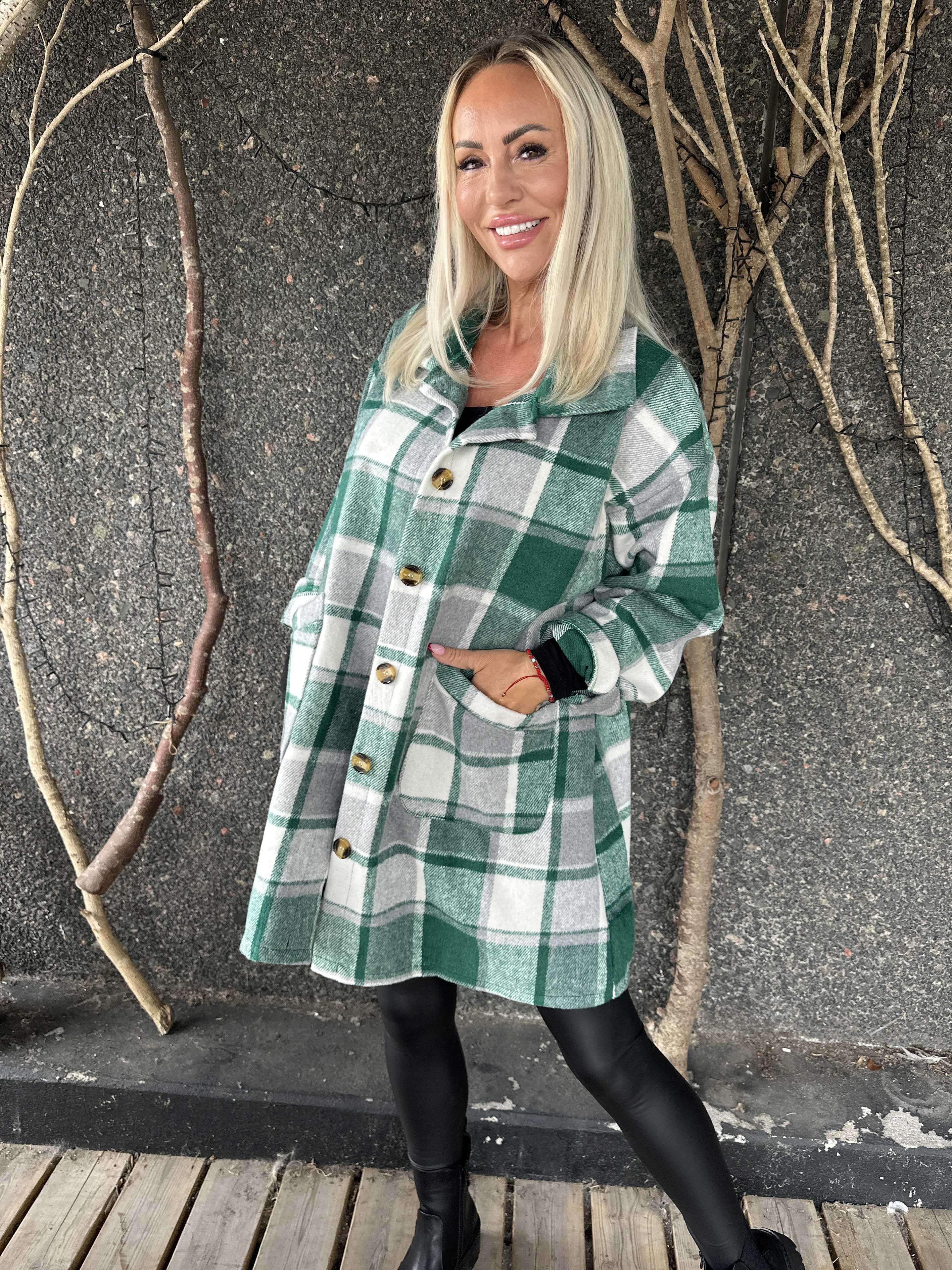 Lagos - Blød ternet skjortejakke i viskose