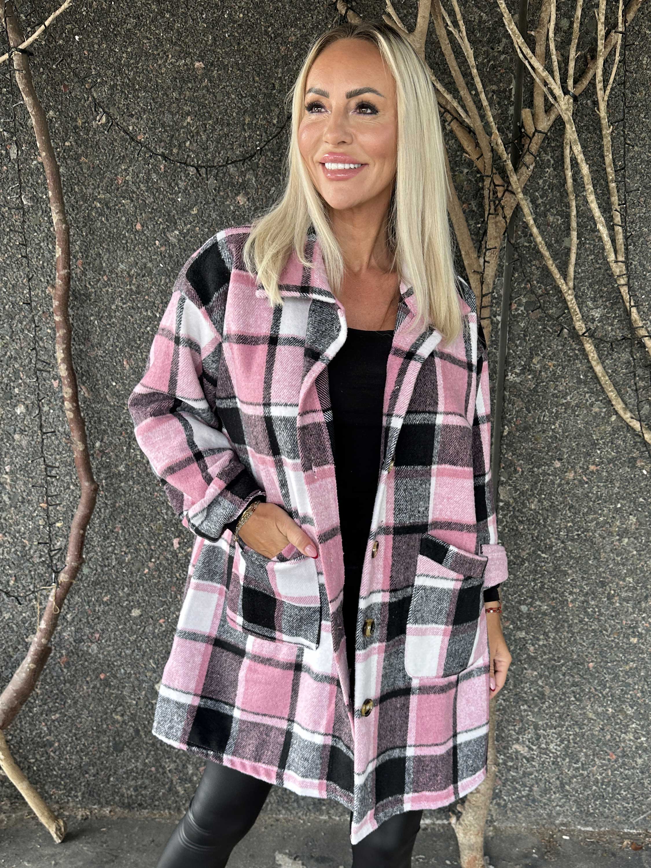 Lagos - Blød ternet skjortejakke i viskose