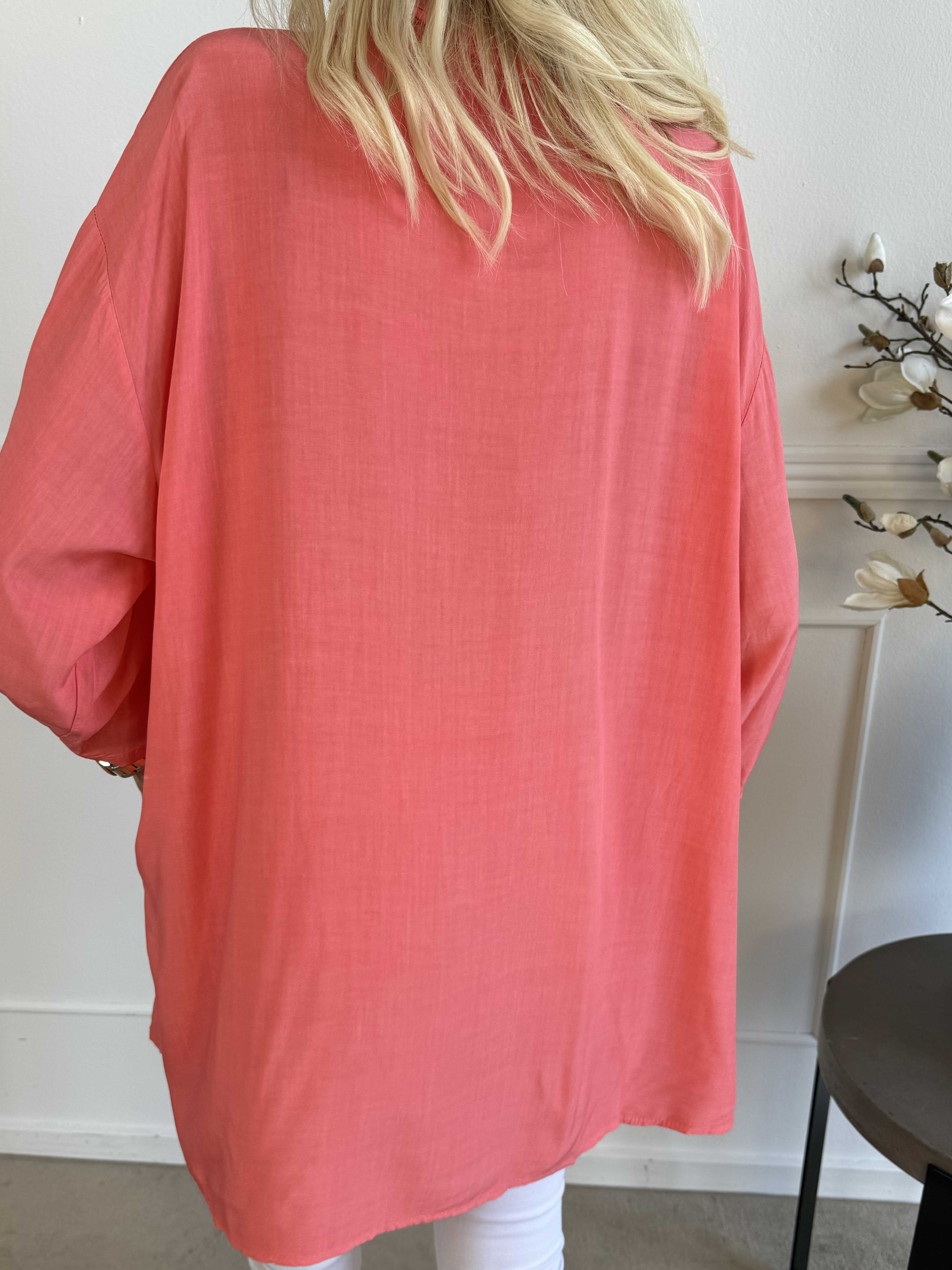 Love - Skjorte i viskose med similisten og stjerner