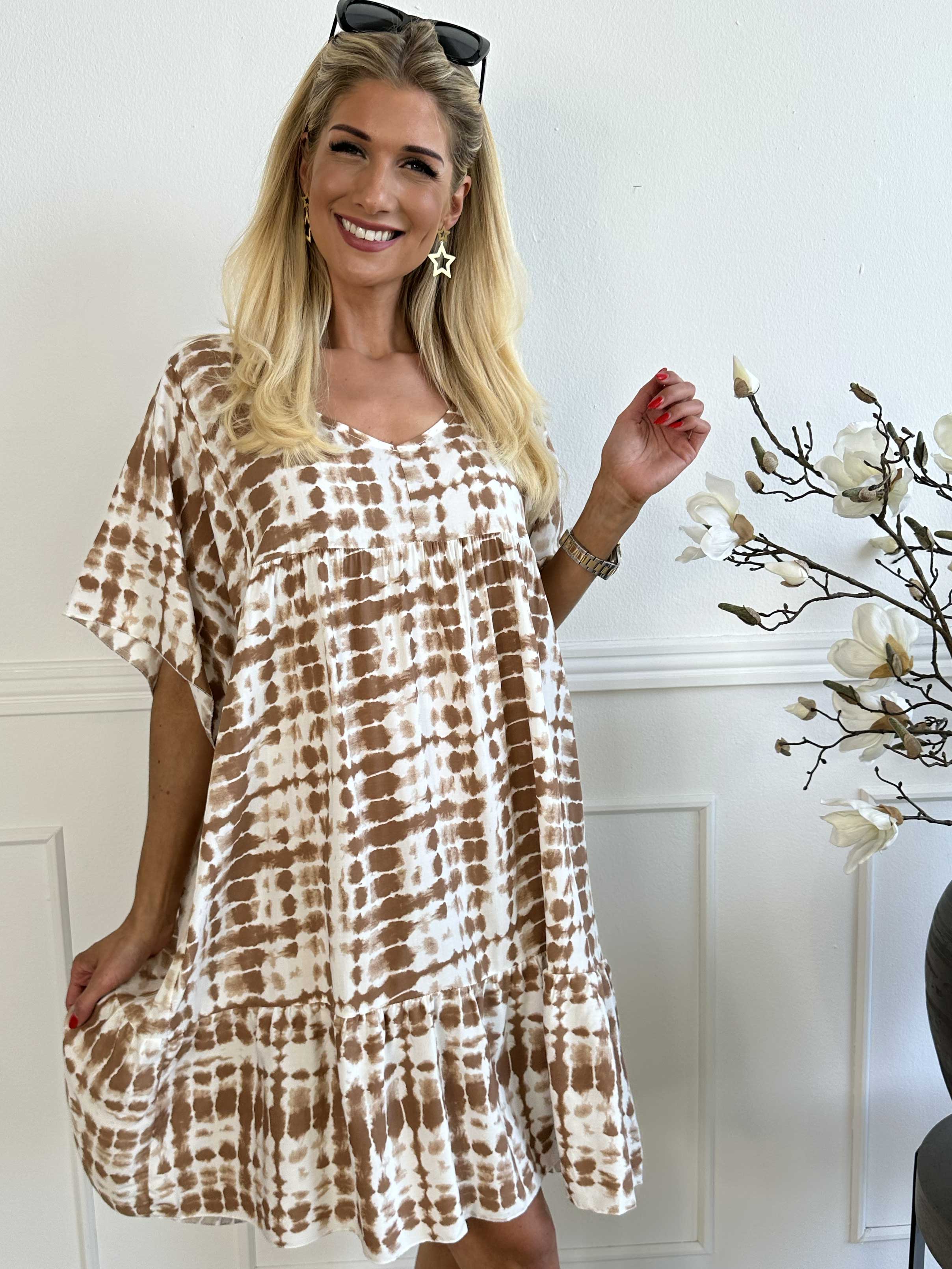 Lyon - Sød tunikakjole i viskose med batikmønster