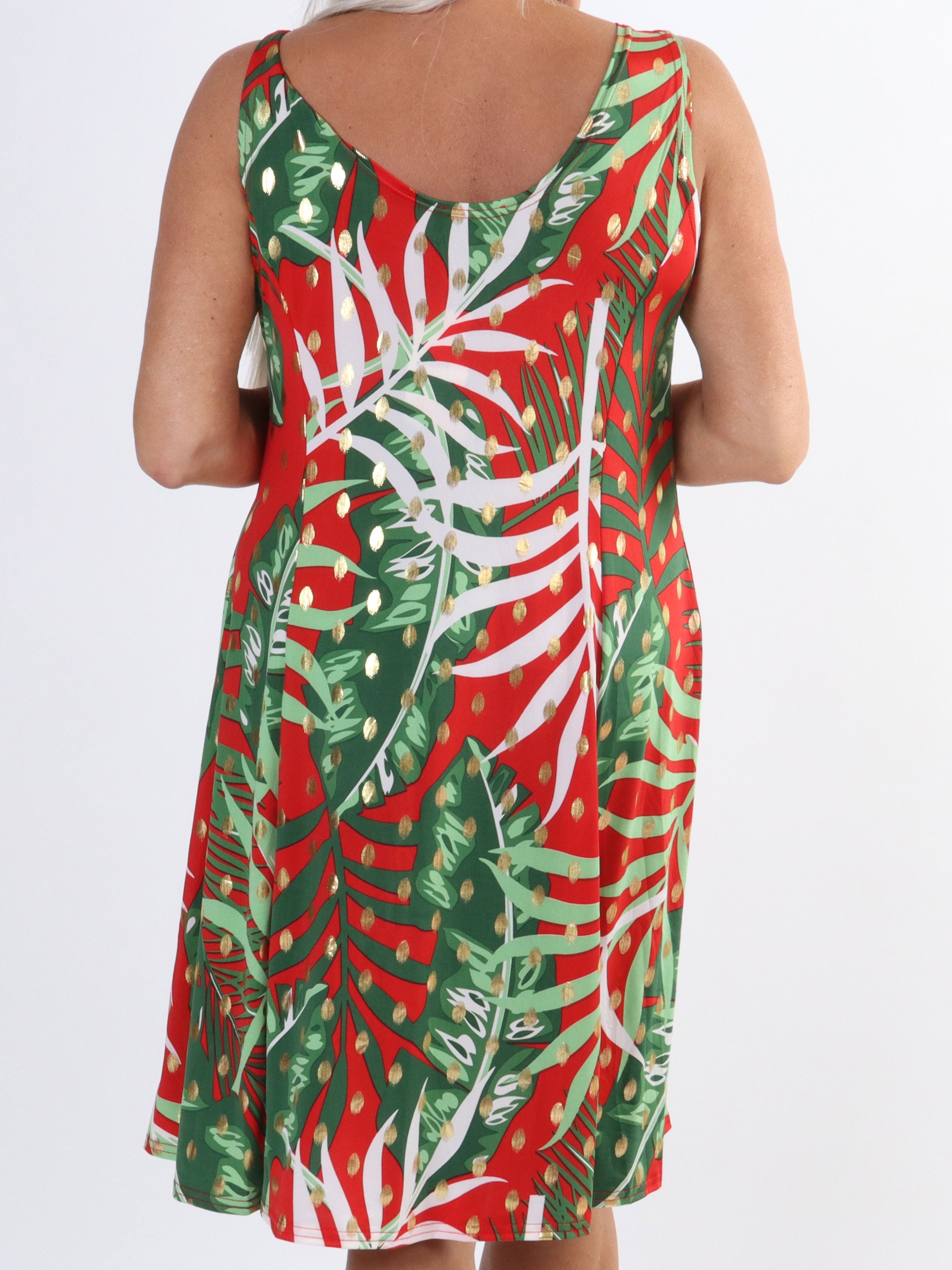 Maj - Sød elastisk plus size sommerkjole med guld pletter