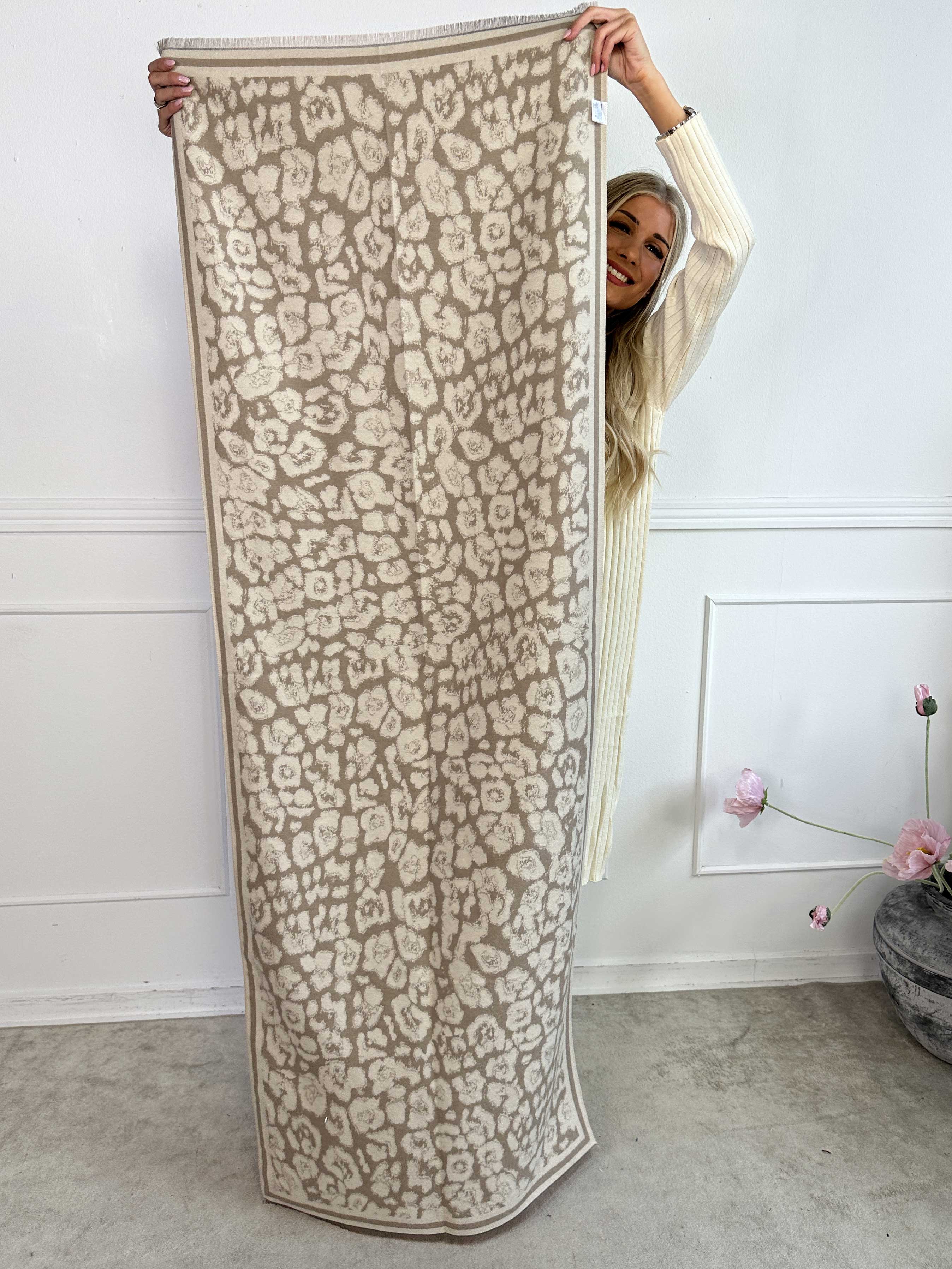 Majken - Tørklæde med leopardprint i viskose og uld